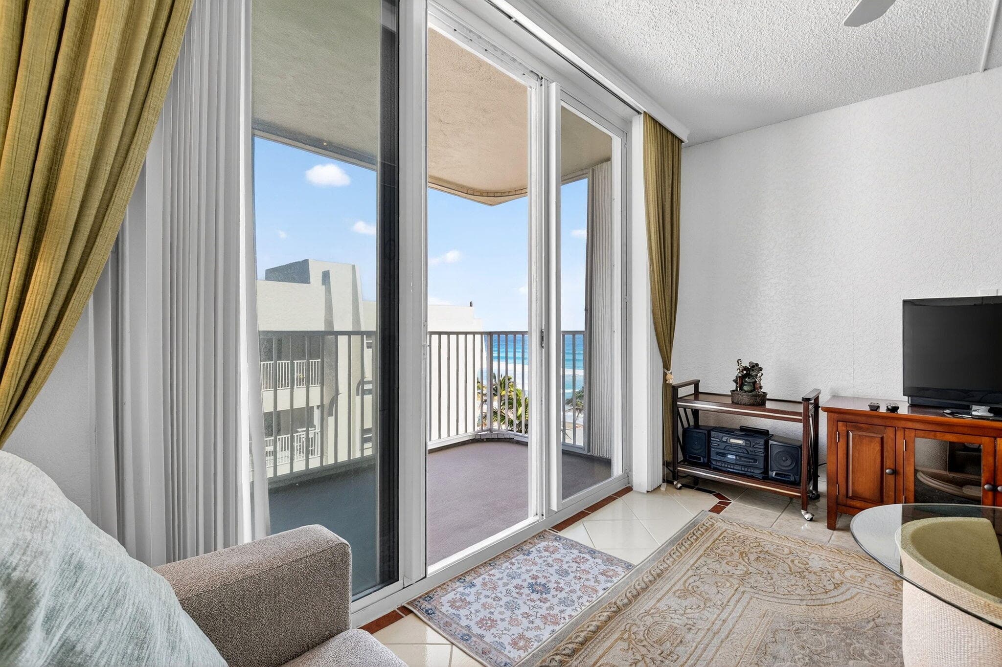 3540 S Ocean Boulevard 604, South Palm Beach, FL 33480 — photo 10 of 73