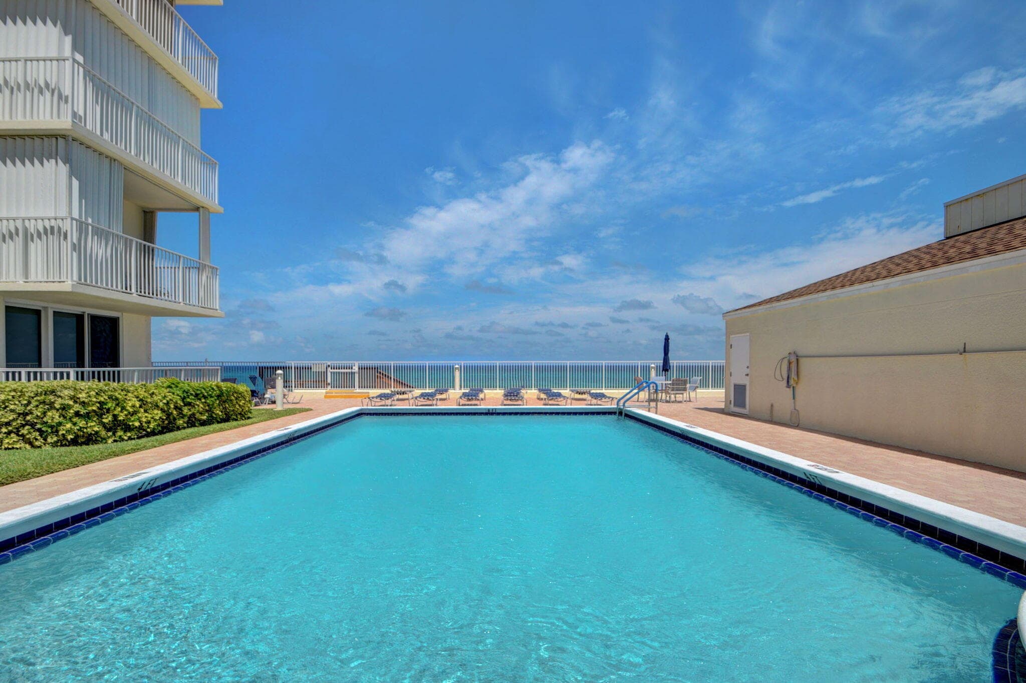 3540 S Ocean Boulevard 604, South Palm Beach, FL 33480 — photo 55 of 73