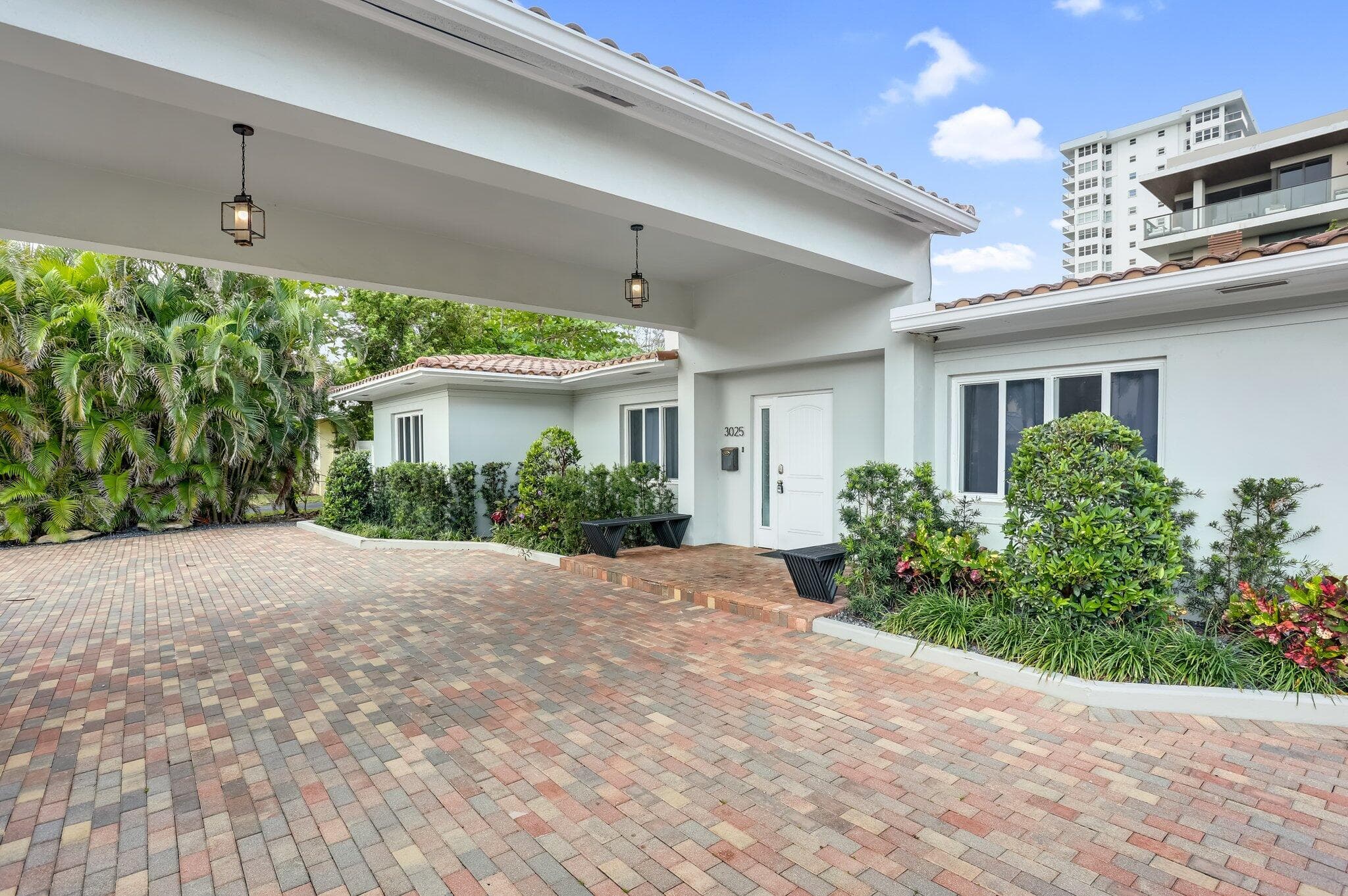 3025 Center Avenue, Fort Lauderdale, FL 33308 — photo 2 of 38