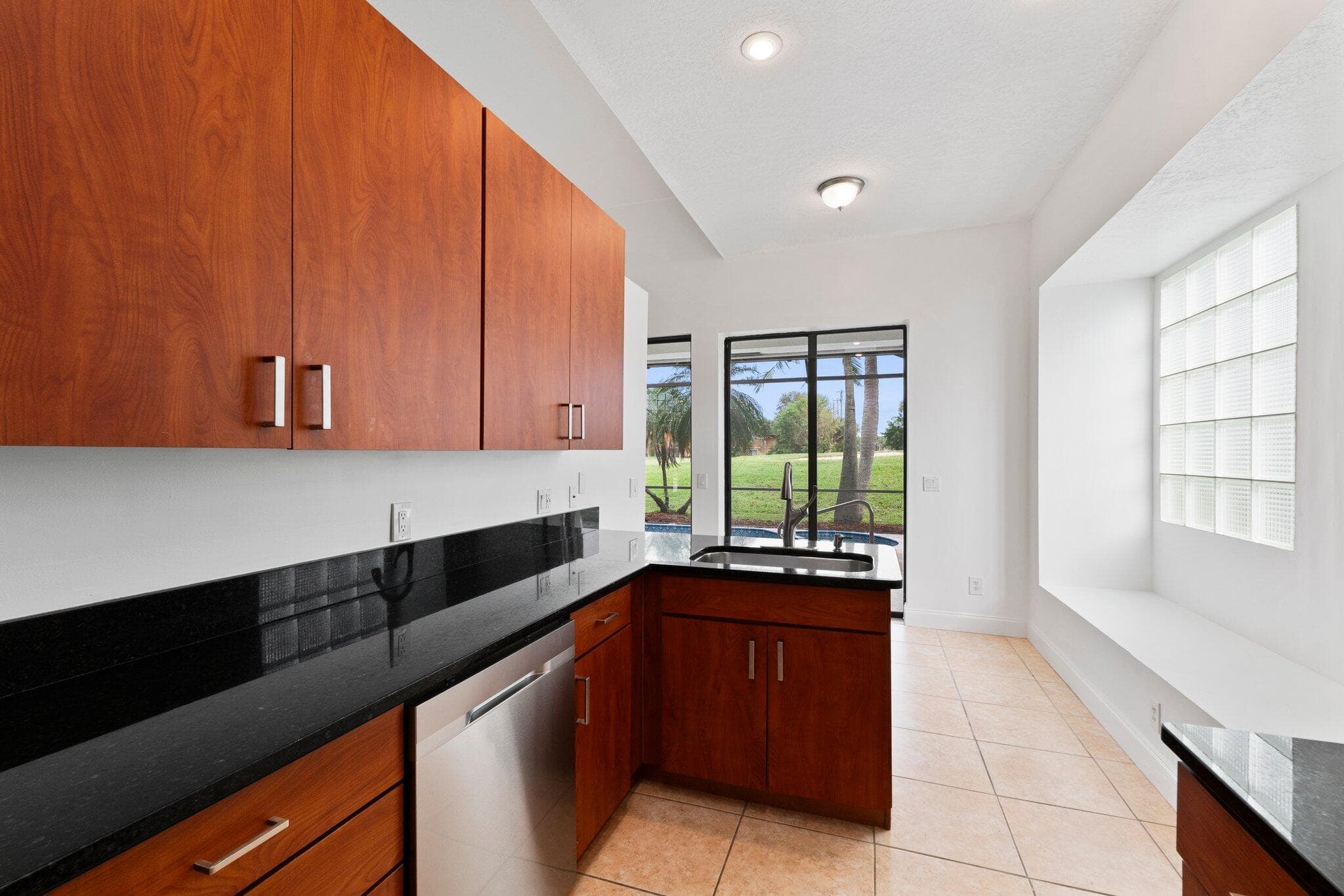 435 SW Jefferson Circle, Port St. Lucie, FL 34986 — photo 29 of 58