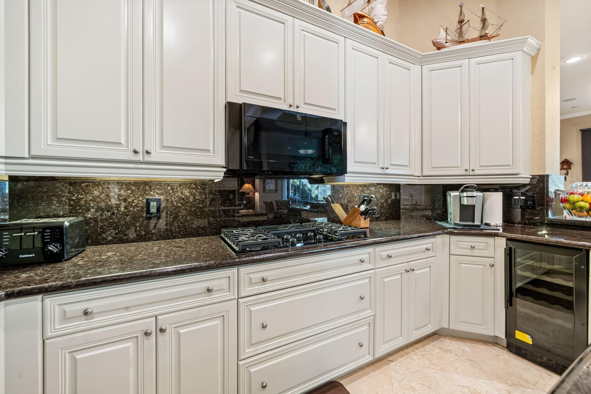 10710 Versailles Boulevard, Wellington, FL 33449 — photo 7 of 54