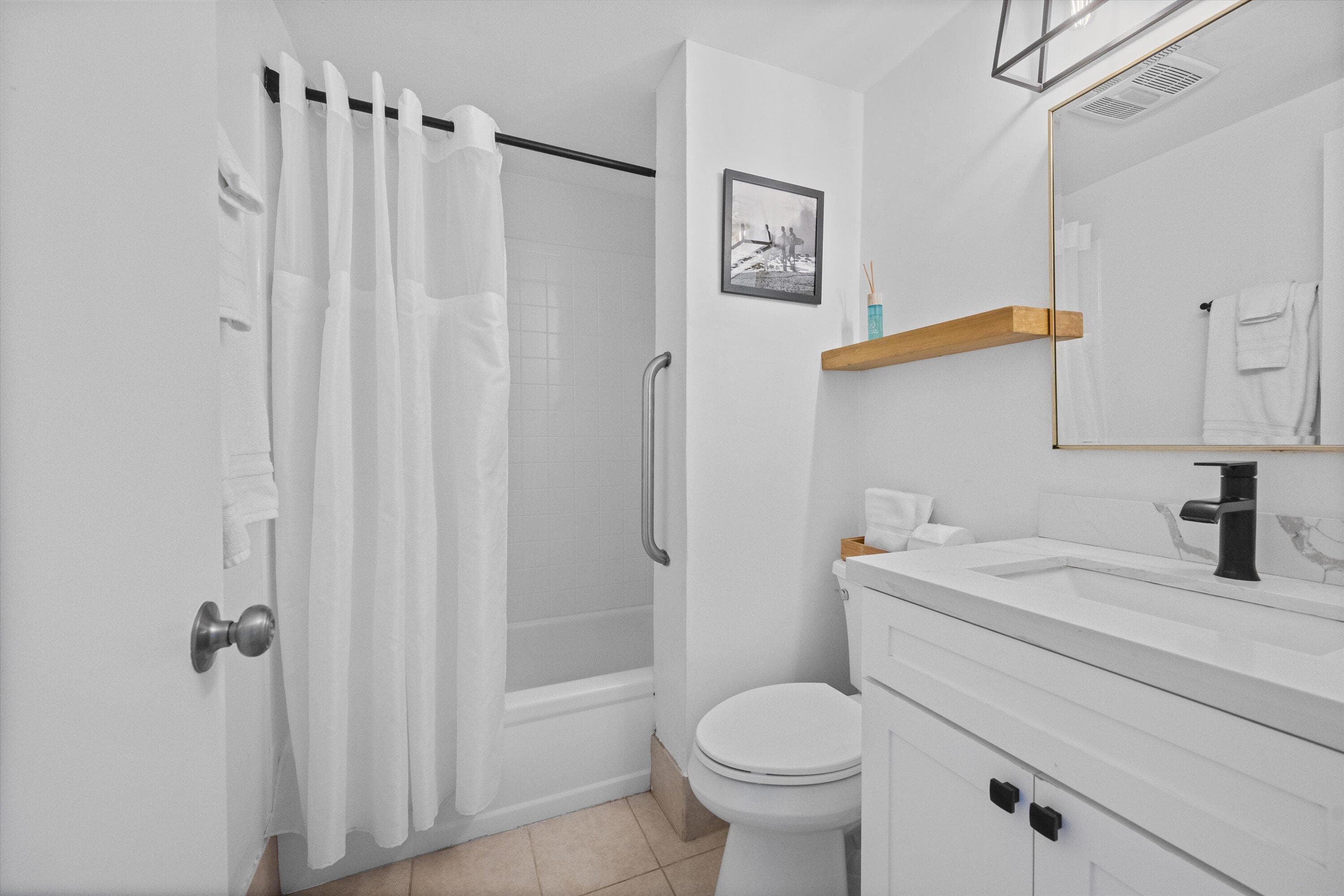 235 Sunrise Avenue 3032 & 3102, Palm Beach, FL 33480 — photo 16 of 34