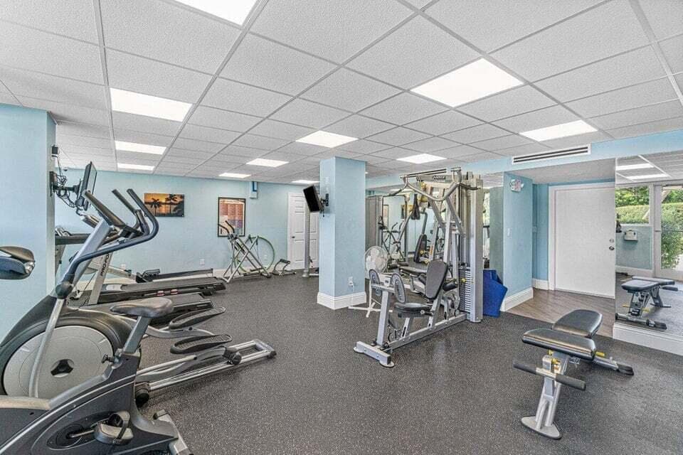 2505 S Ocean Boulevard 303, Palm Beach, FL 33480 — photo 20 of 27