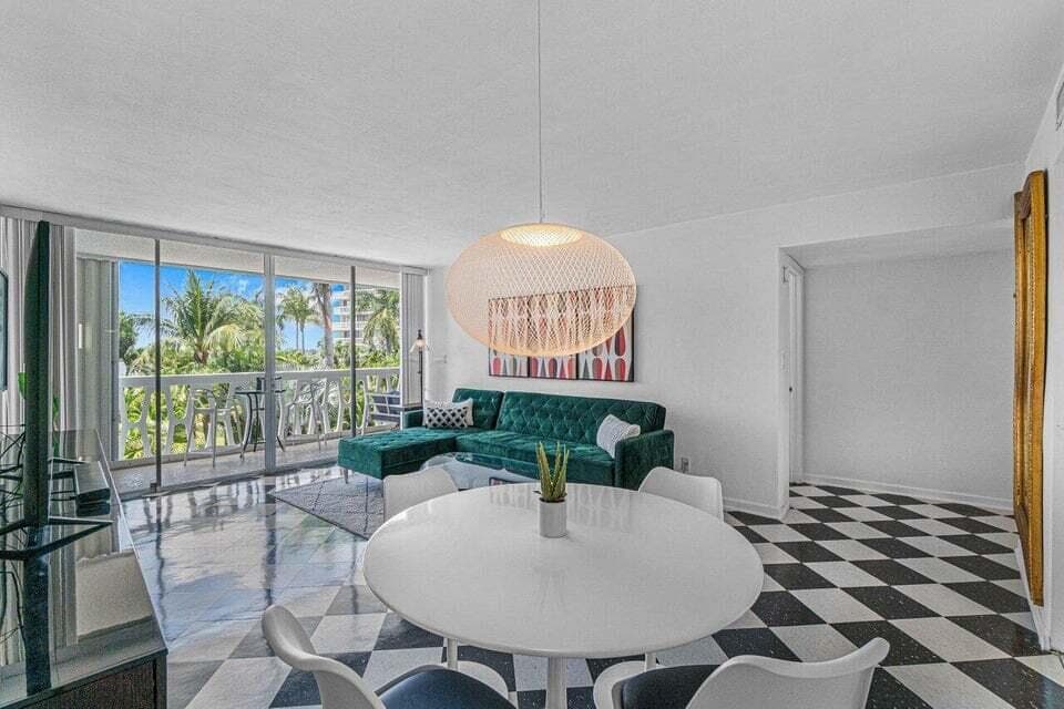 2505 S Ocean Boulevard 303, Palm Beach, FL 33480 — photo 7 of 27