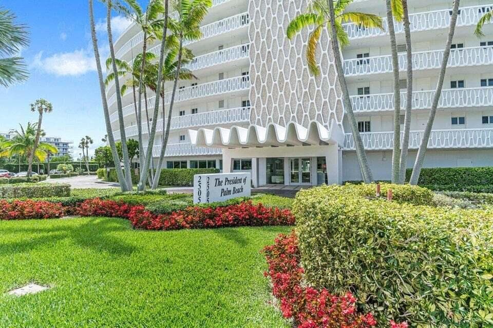 2505 S Ocean Boulevard 303, Palm Beach, FL 33480 — photo 3 of 27