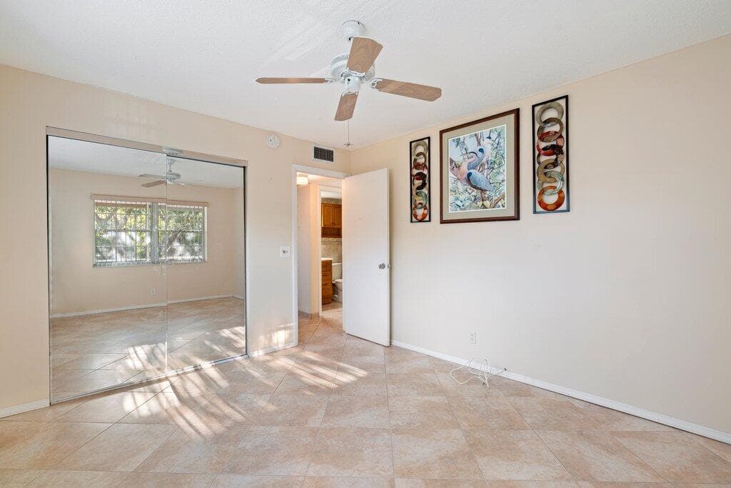 56 Windsor C, West Palm Beach, FL 33417 — photo 26 of 35