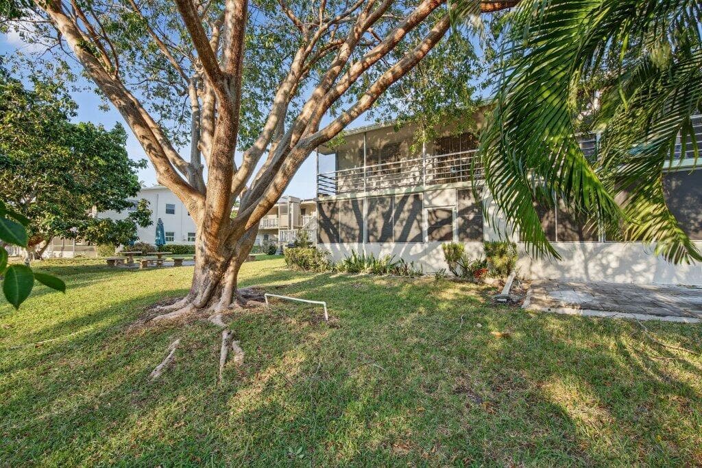 56 Windsor C, West Palm Beach, FL 33417 — photo 27 of 35
