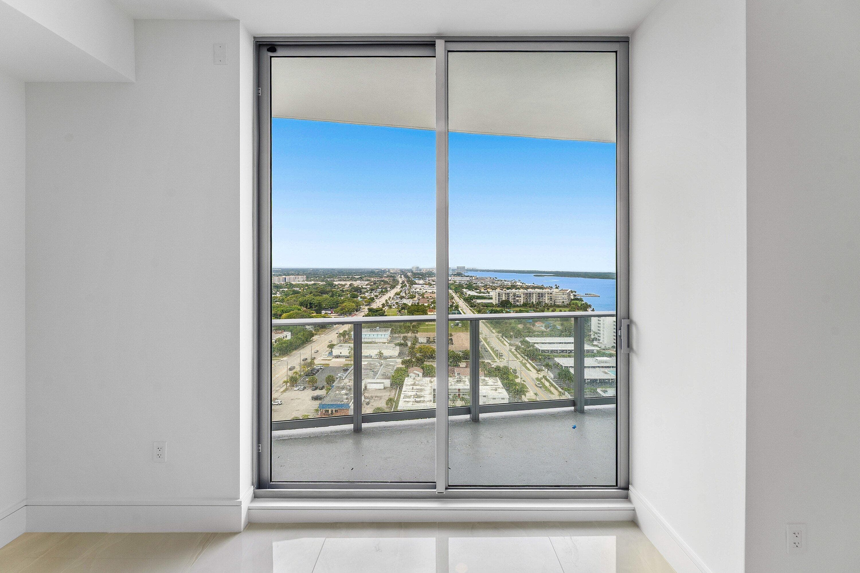 220 Lake Shore Drive 2005, Lake Park, FL 33403 — photo 25 of 65
