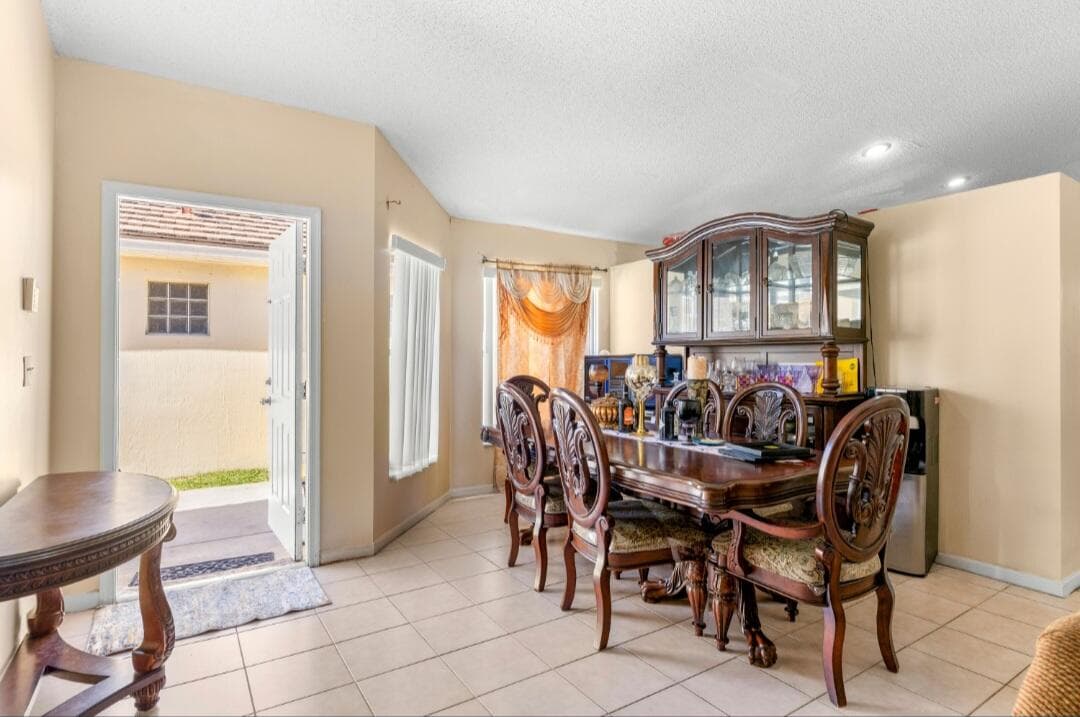 6179 Savannah Way, Lake Worth, FL 33463 — photo 3 of 30