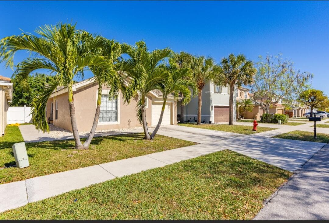 6179 Savannah Way, Lake Worth, FL 33463 — photo 25 of 30