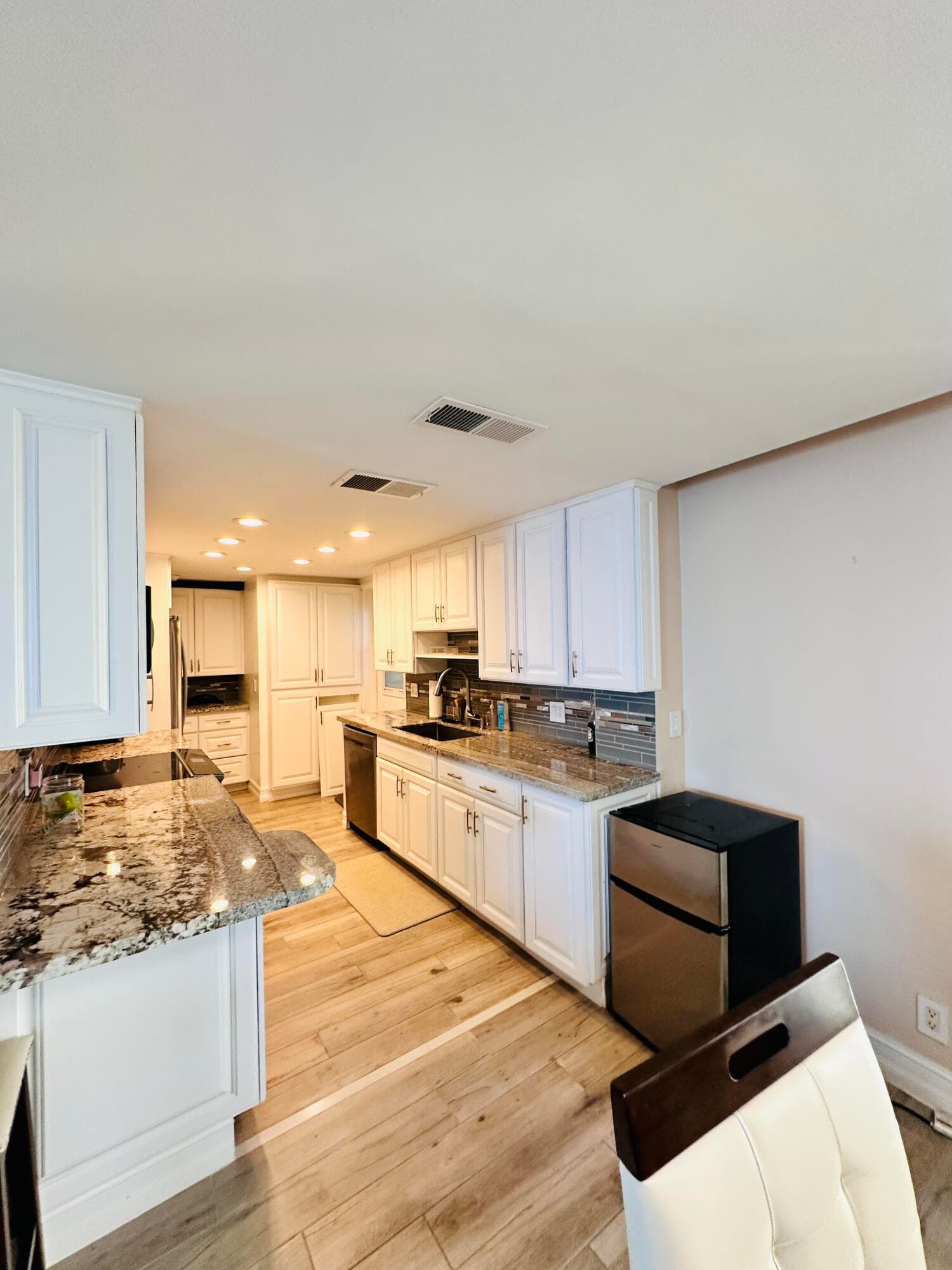 5400 N Ocean Drive 7b, Singer Island, FL 33404 — photo 25 of 49