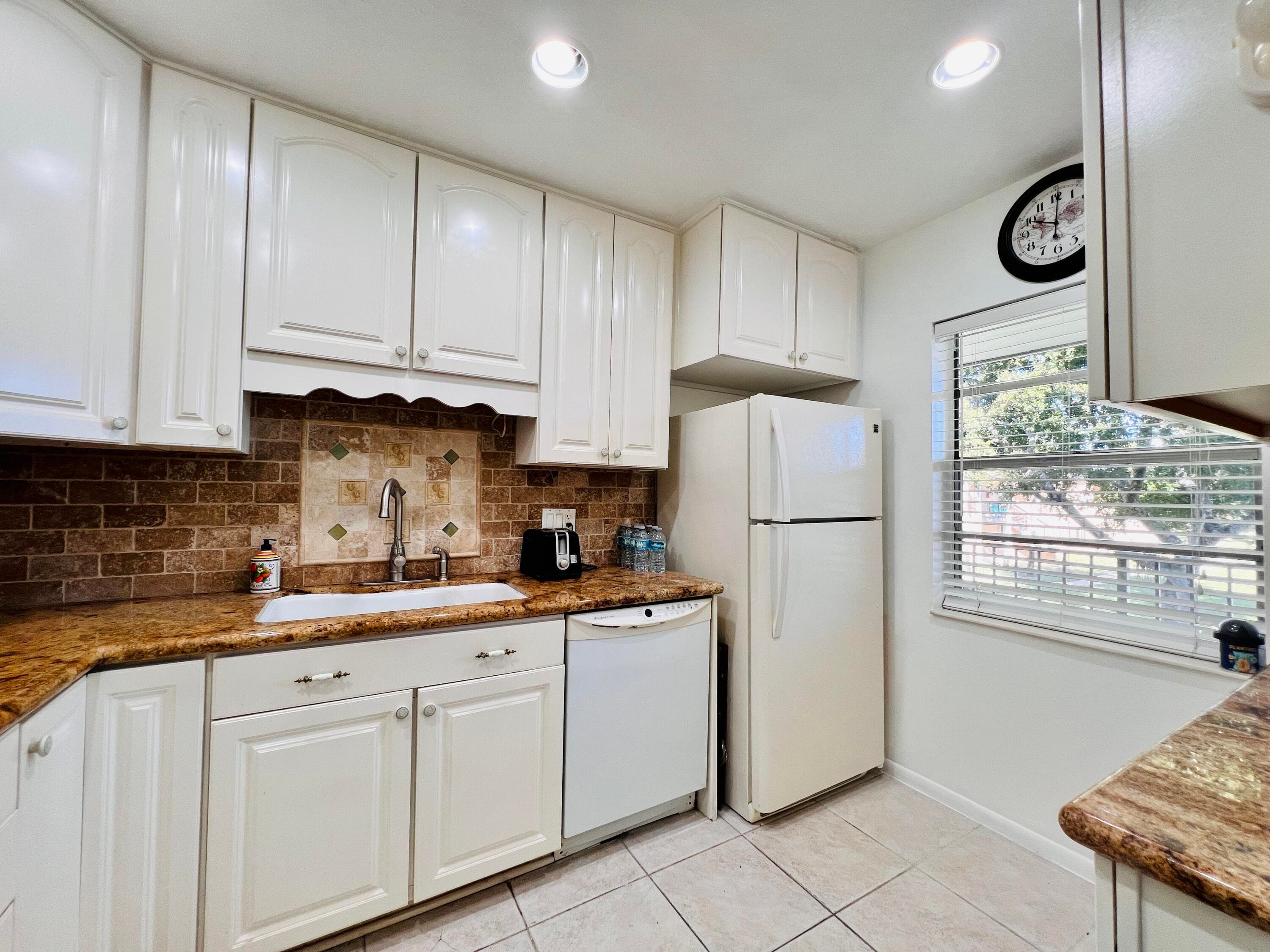 150 Lake Meryl Drive 247, West Palm Beach, FL 33411 — photo 3 of 15