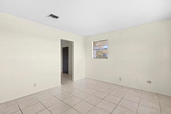 110 SW 12th Avenue, South Bay, FL 33493 — photo 12 of 28
