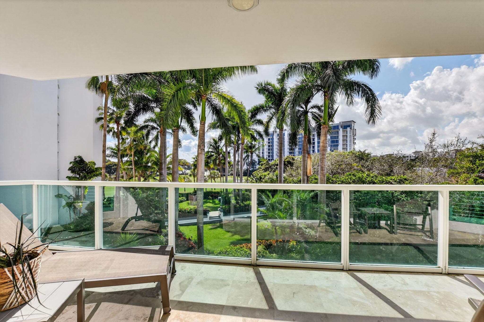 550 SE Mizner Boulevard B307, Boca Raton, FL 33432 — photo 1 of 82