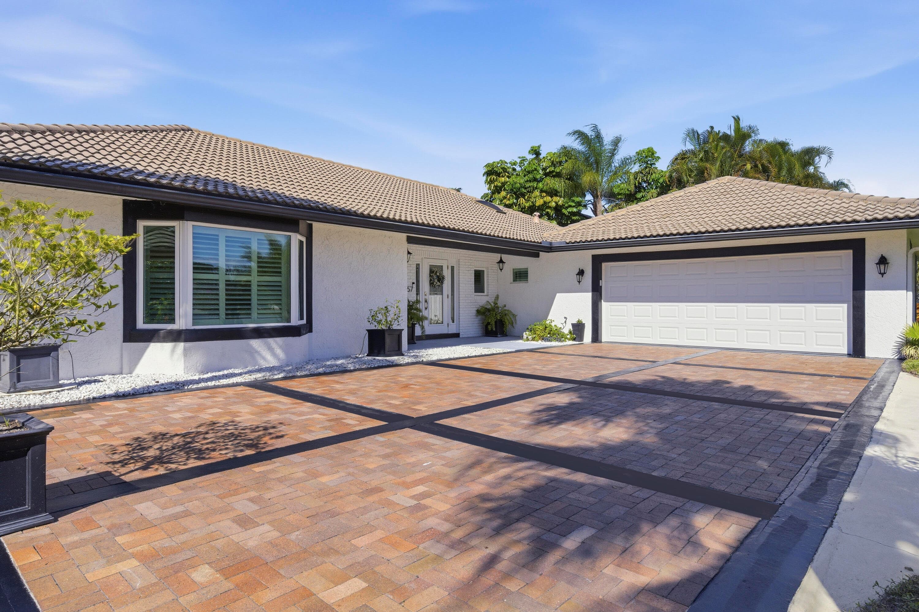 11257 Wingfoot Drive, Boynton Beach, FL 33437 — photo 3 of 33