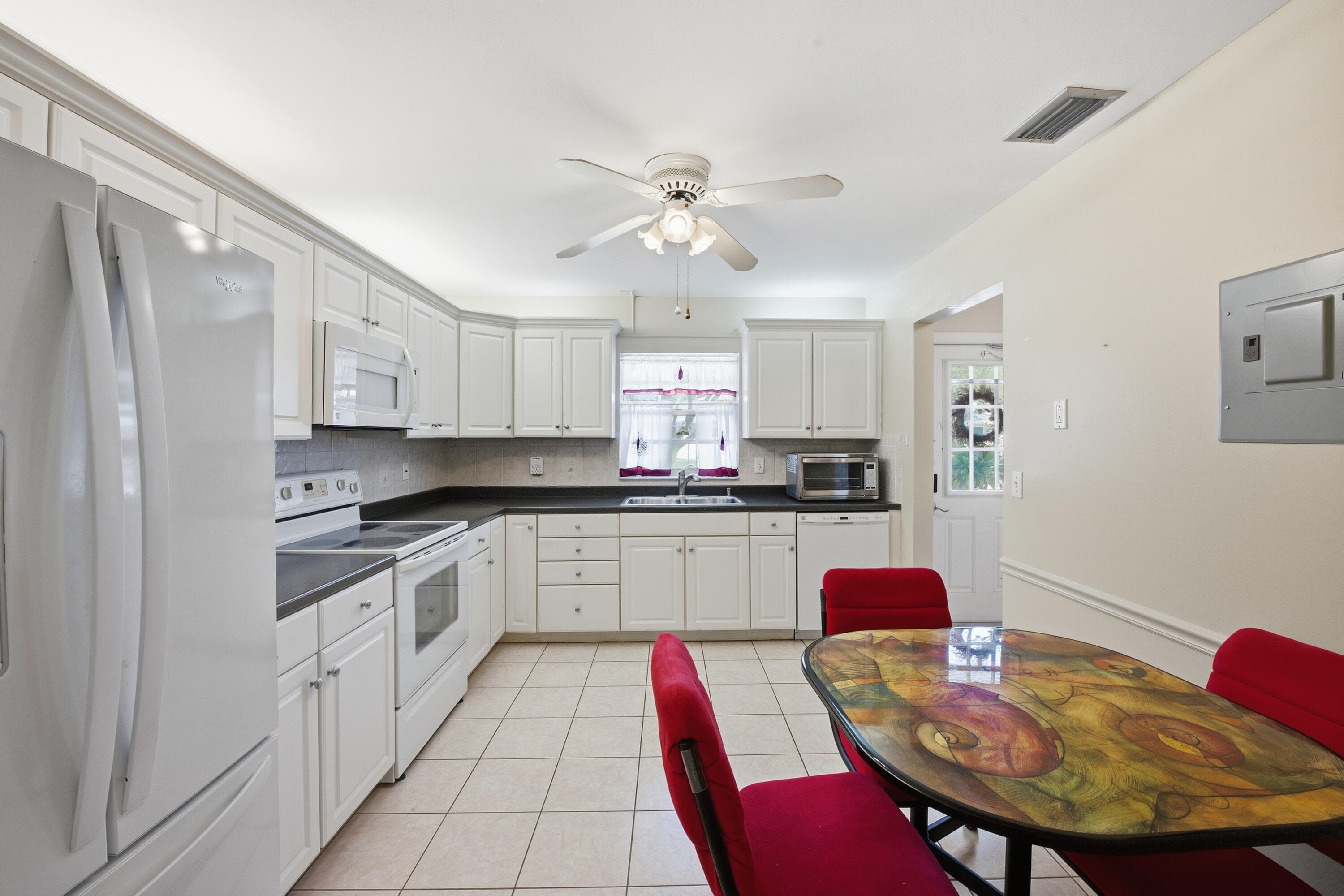 461 Holyoke Lane, Lake Worth, FL 33467 — photo 4 of 31
