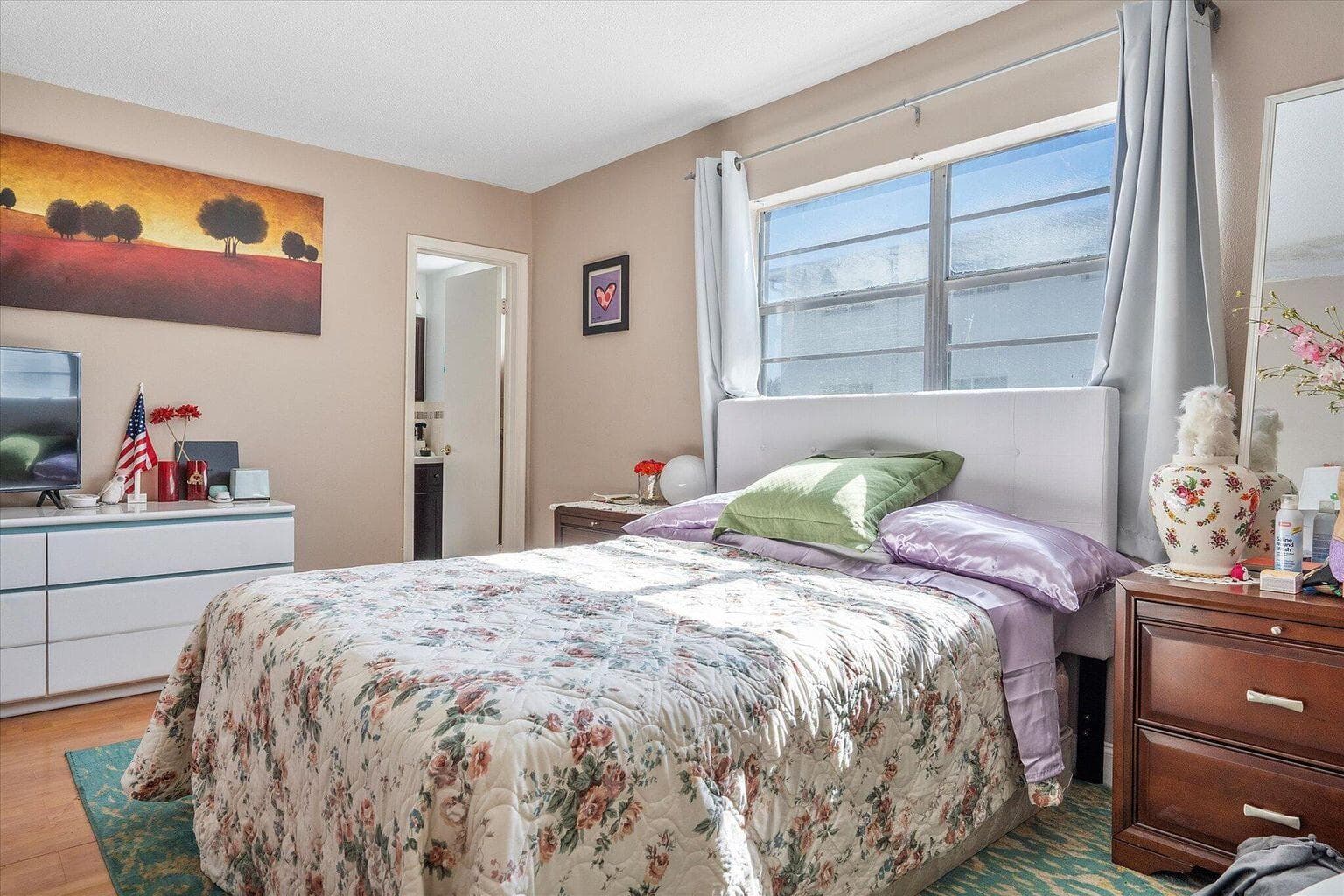 714 NE 10th Street 205, Hallandale Beach, FL 33009 — photo 5 of 9