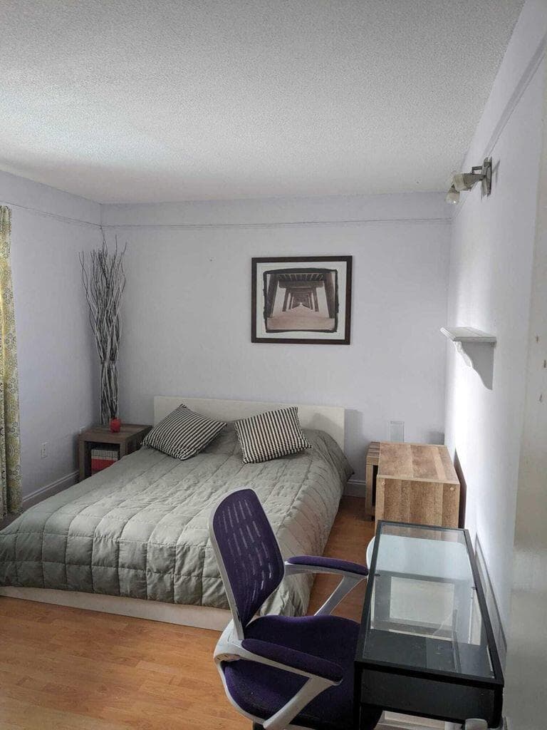 714 NE 10th Street 205, Hallandale Beach, FL 33009 — photo 8 of 9