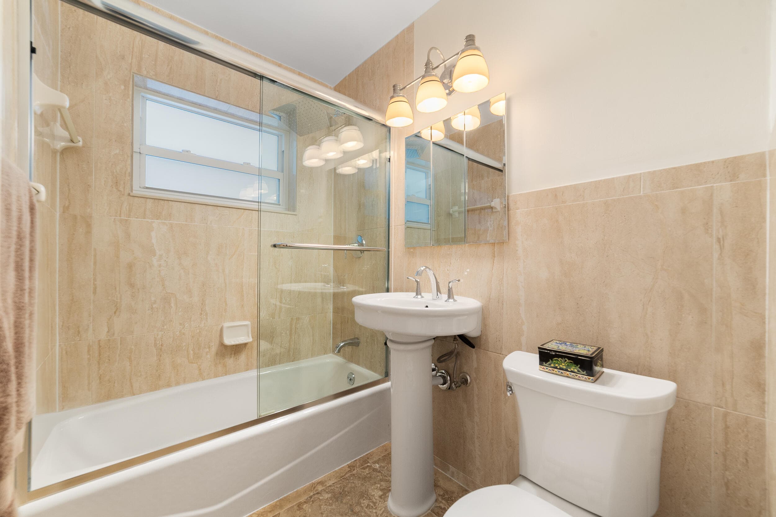 2001 NE 30th Street, Fort Lauderdale, FL 33306 — photo 16 of 77