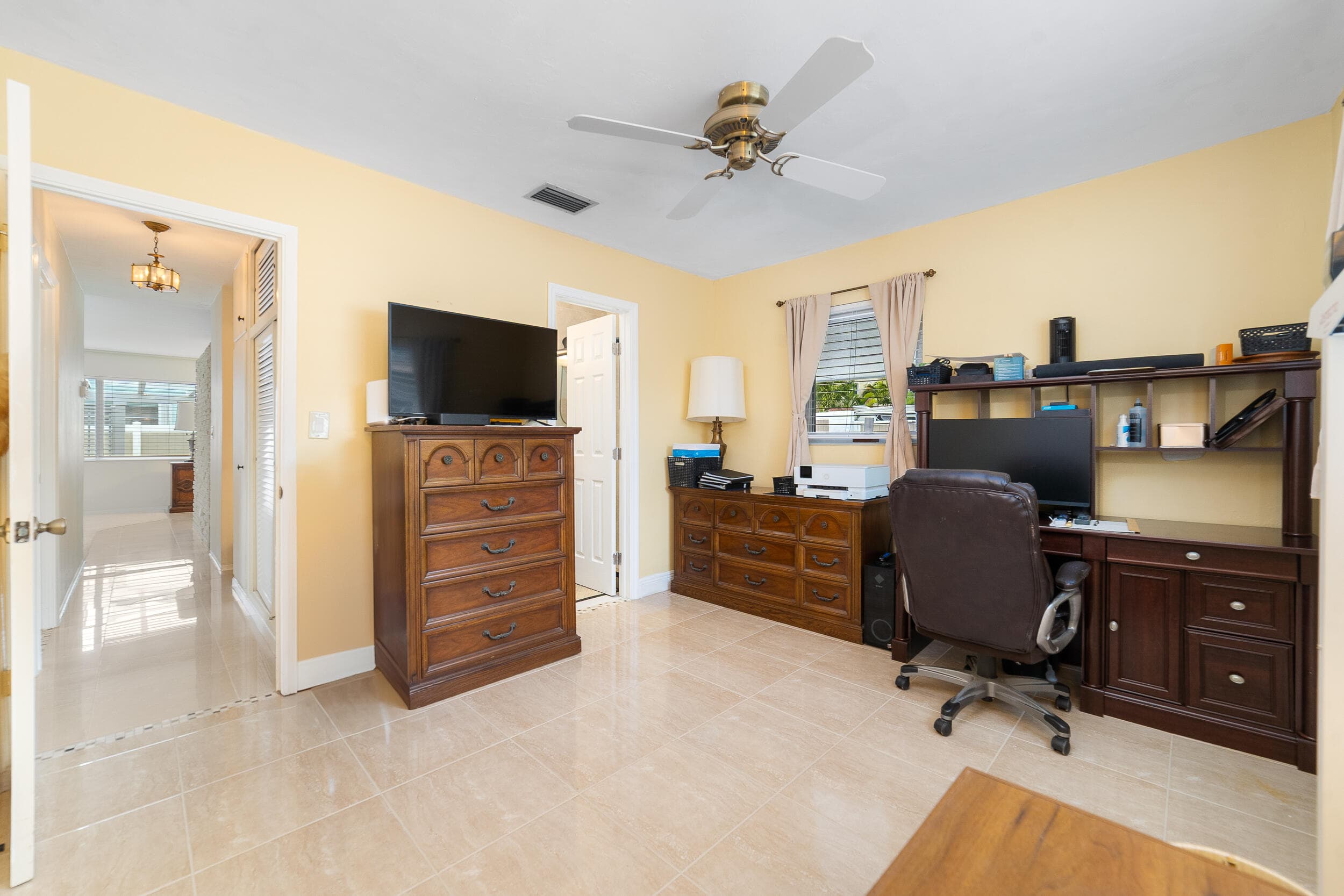 2001 NE 30th Street, Fort Lauderdale, FL 33306 — photo 11 of 77