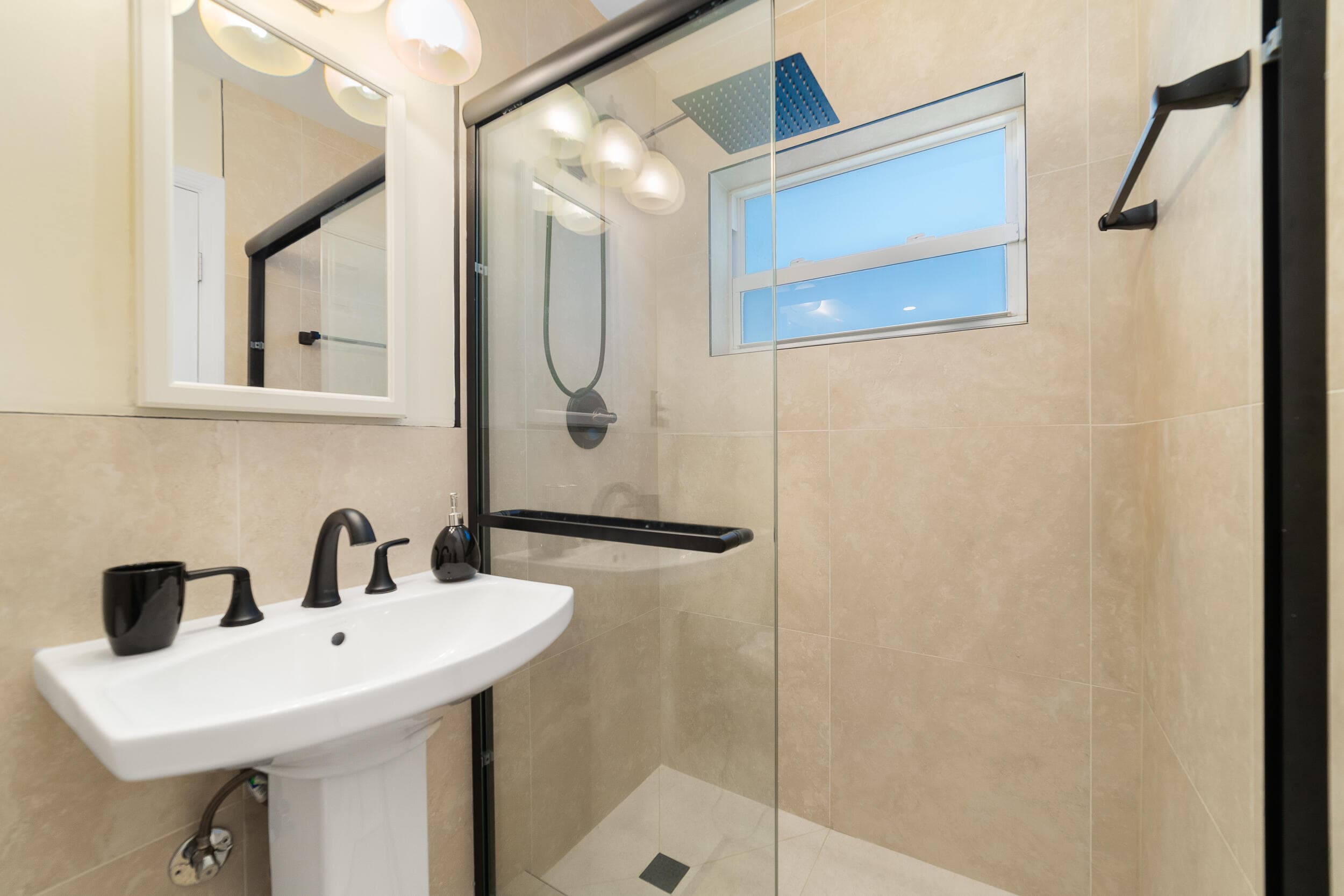 2001 NE 30th Street, Fort Lauderdale, FL 33306 — photo 13 of 77