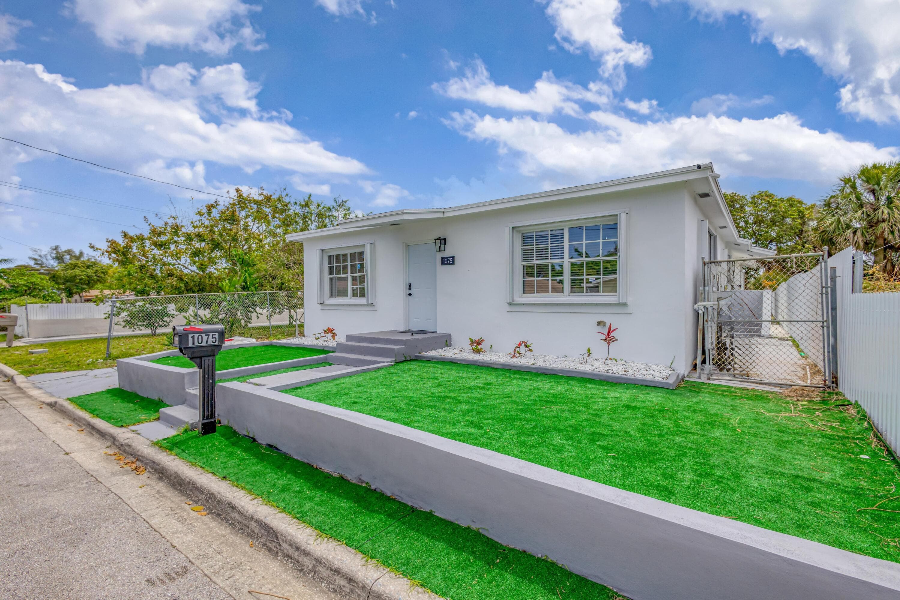 468 SW Prado Avenue, Port St. Lucie, FL 34983 — photo 31 of 39