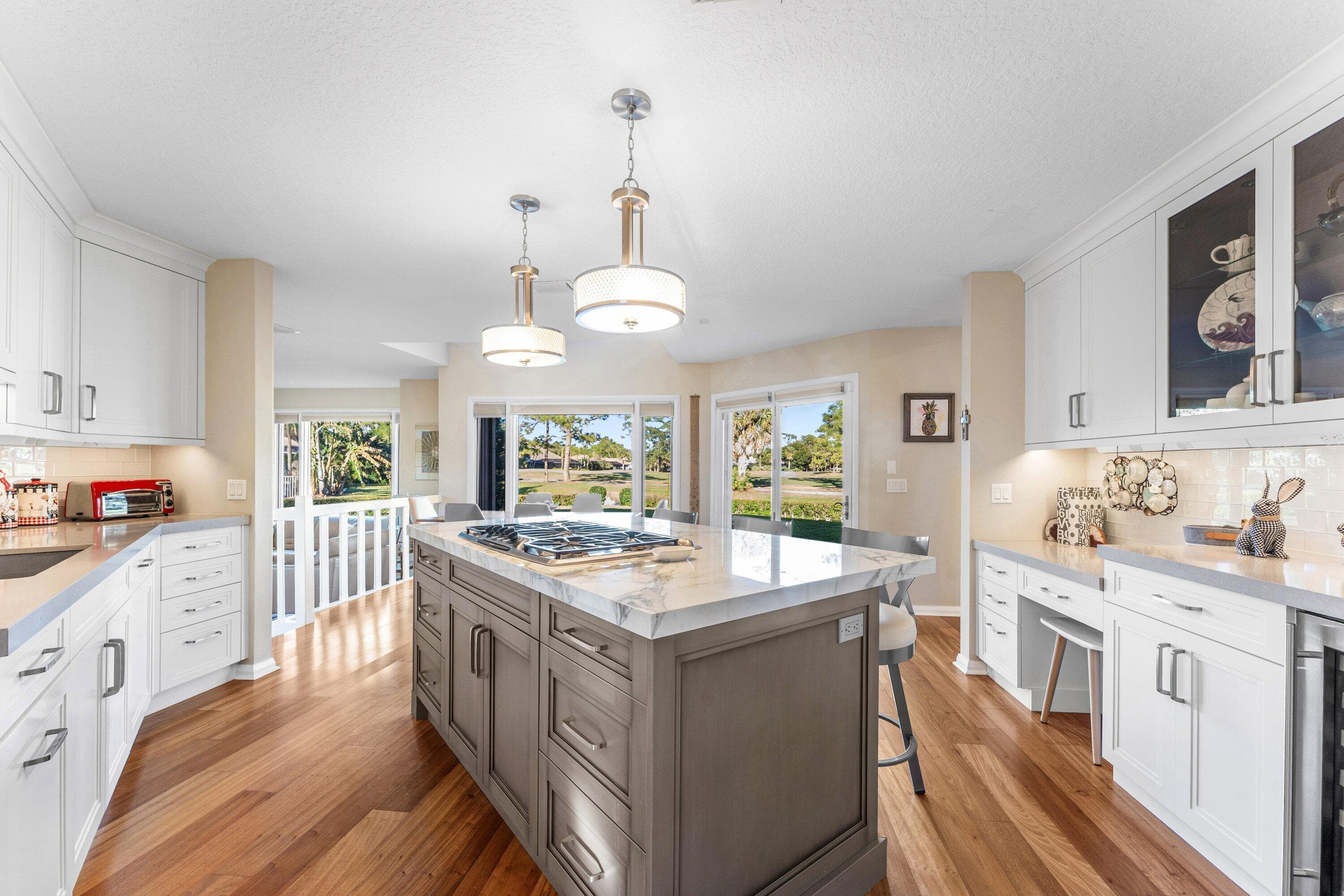 4 Sutherland Court, Palm Beach Gardens, FL 33418 — photo 9 of 67
