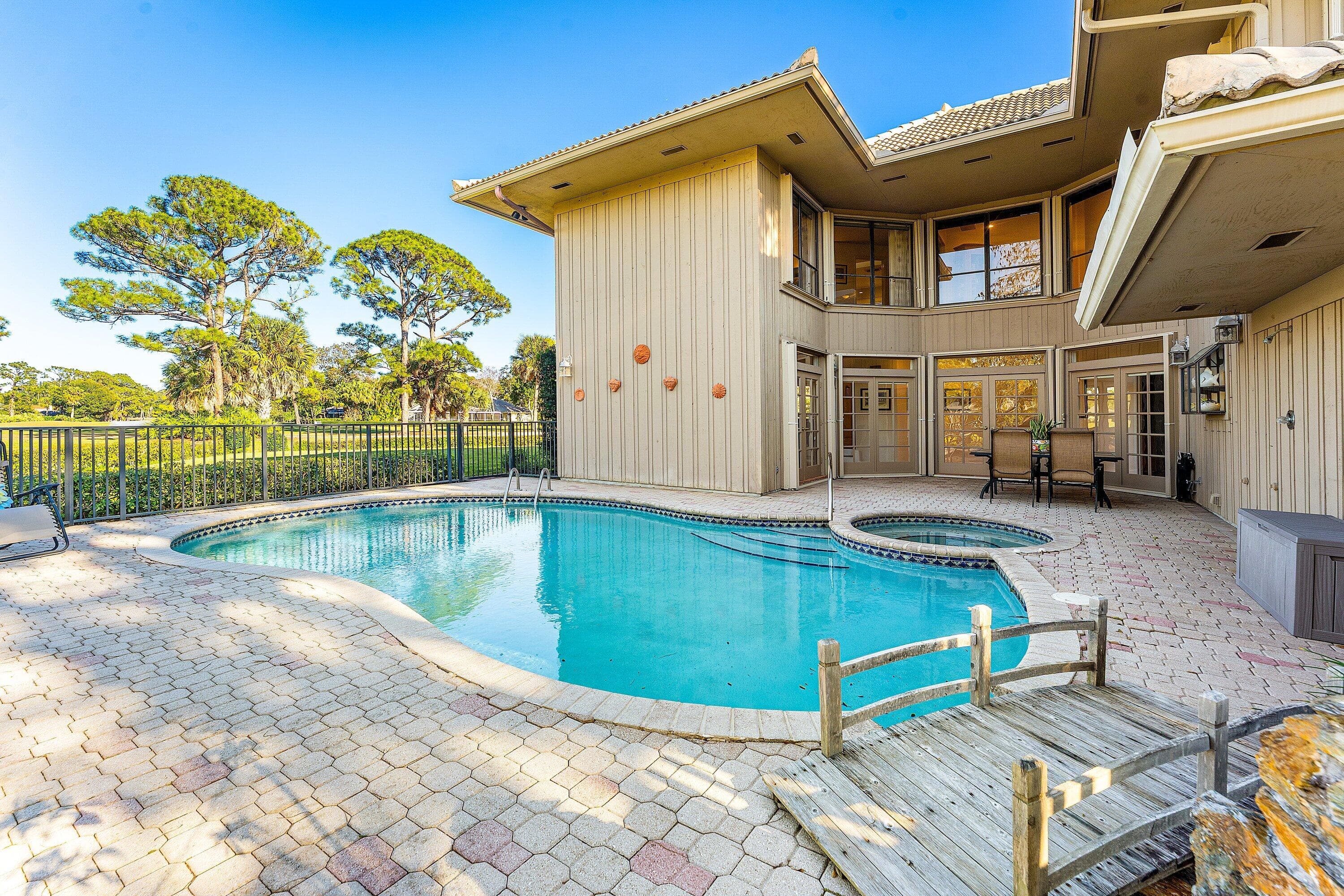 4 Sutherland Court, Palm Beach Gardens, FL 33418 — photo 55 of 67