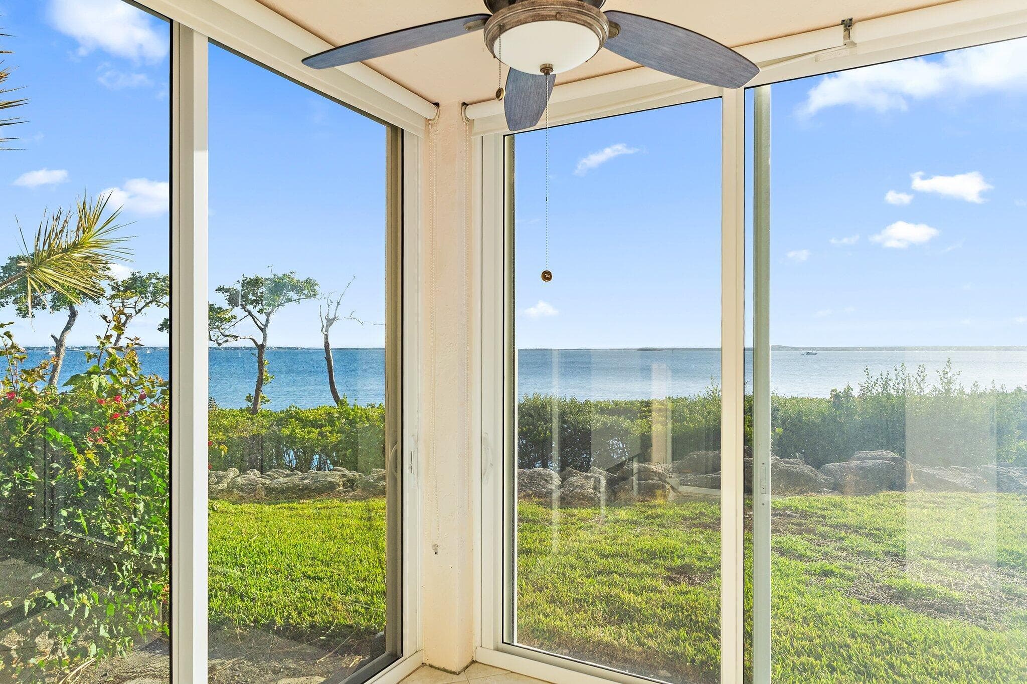 5800 NE Island Cove Way 2107, Stuart, FL 34996 — photo 2 of 43