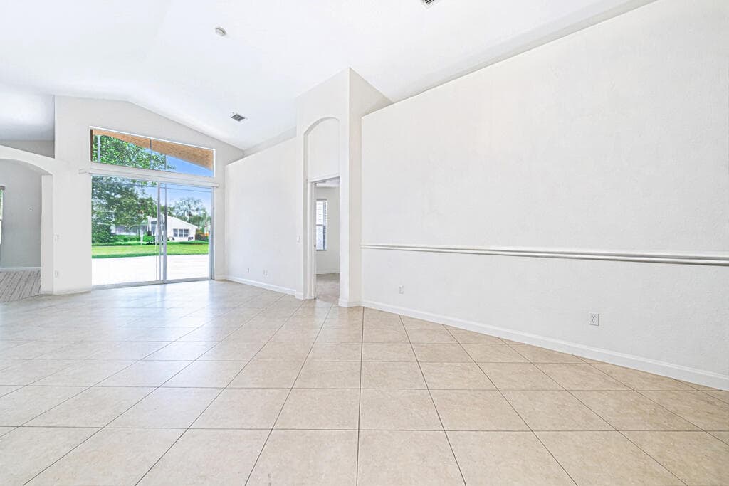 8200 Playa Del Sur Boulevard, Lake Worth, FL 33467 — photo 15 of 69