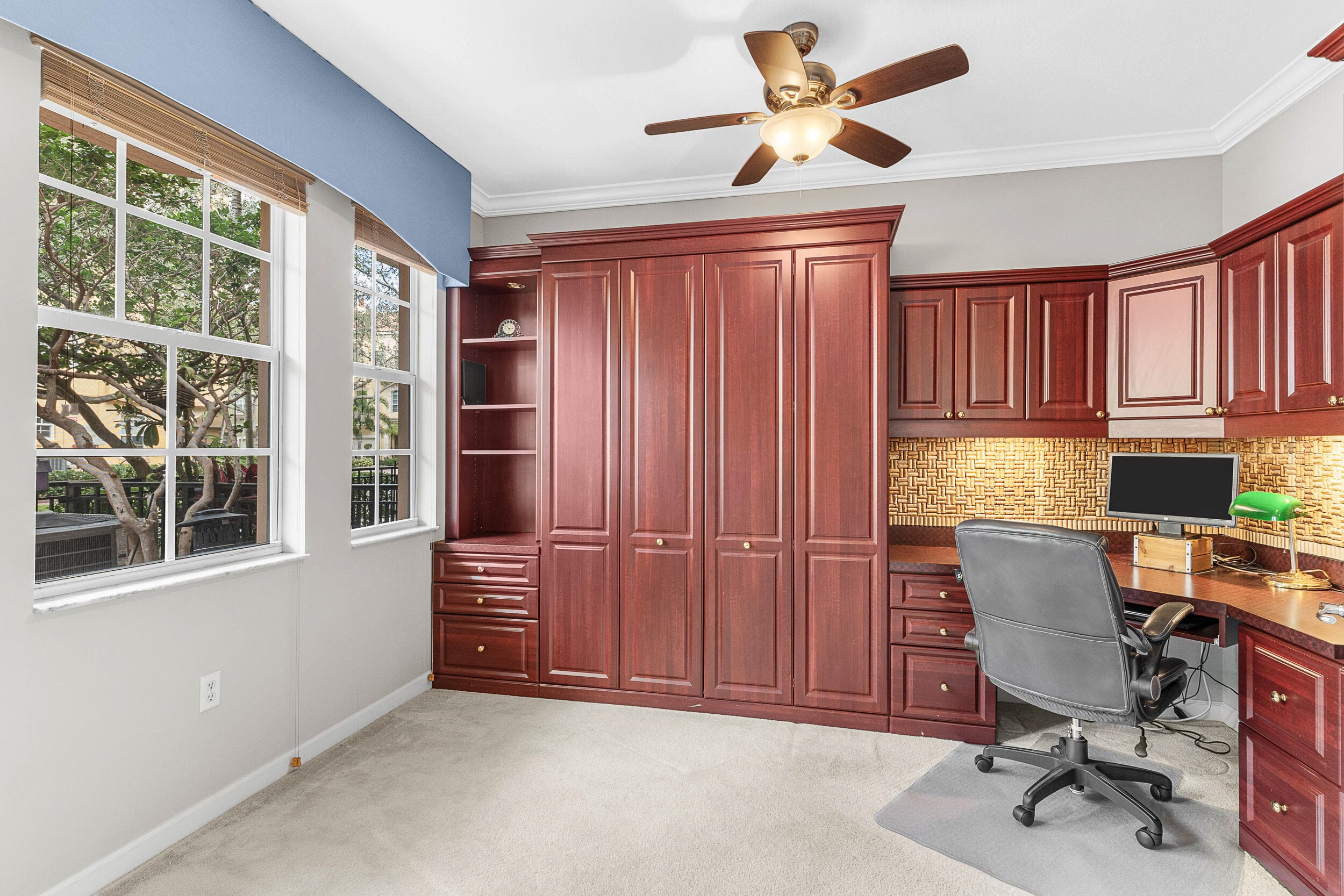 2455 San Pietro Circle, Palm Beach Gardens, FL 33410 — photo 17 of 36