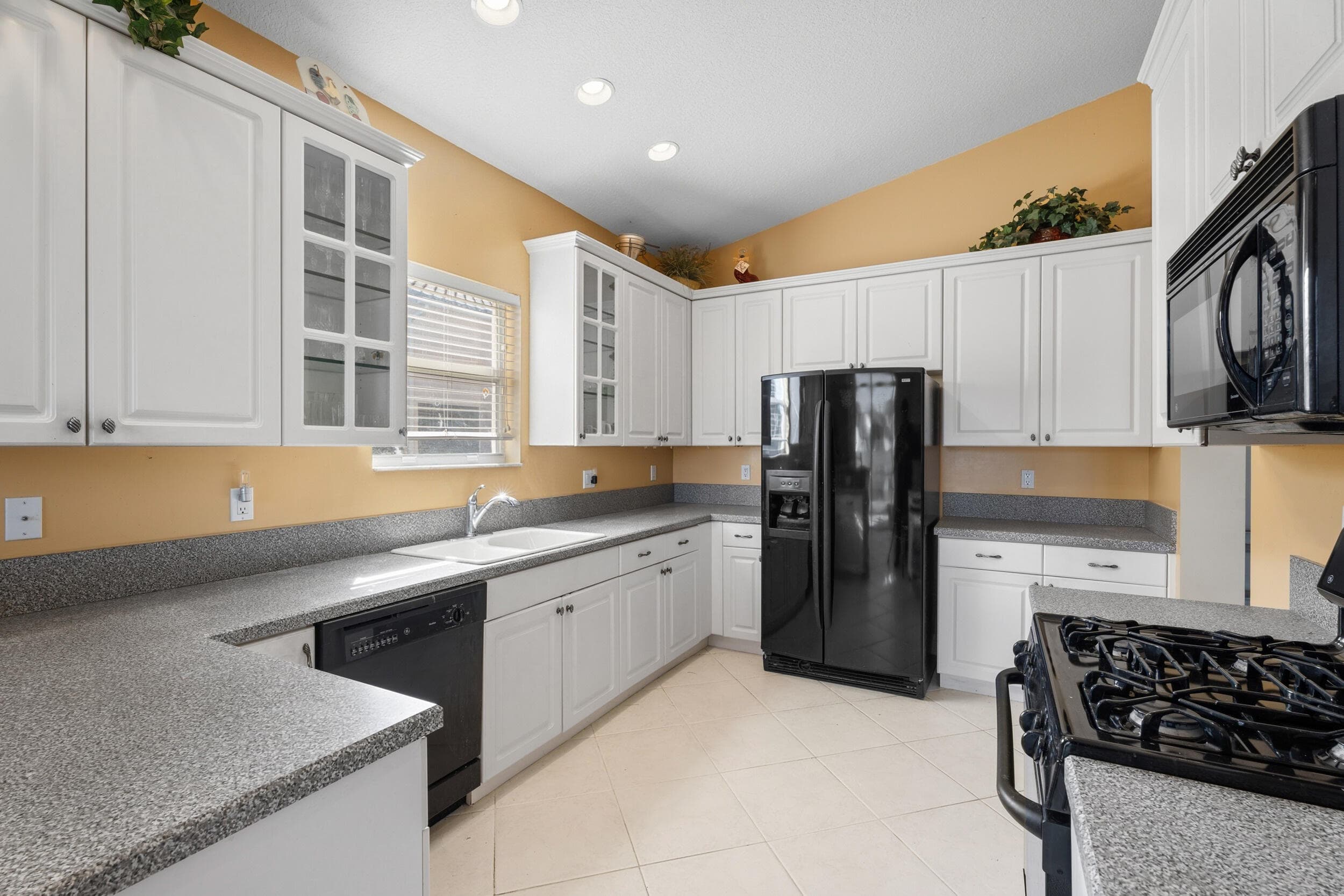 334 NW Millpond Lane, Port St. Lucie, FL 34986 — photo 13 of 33