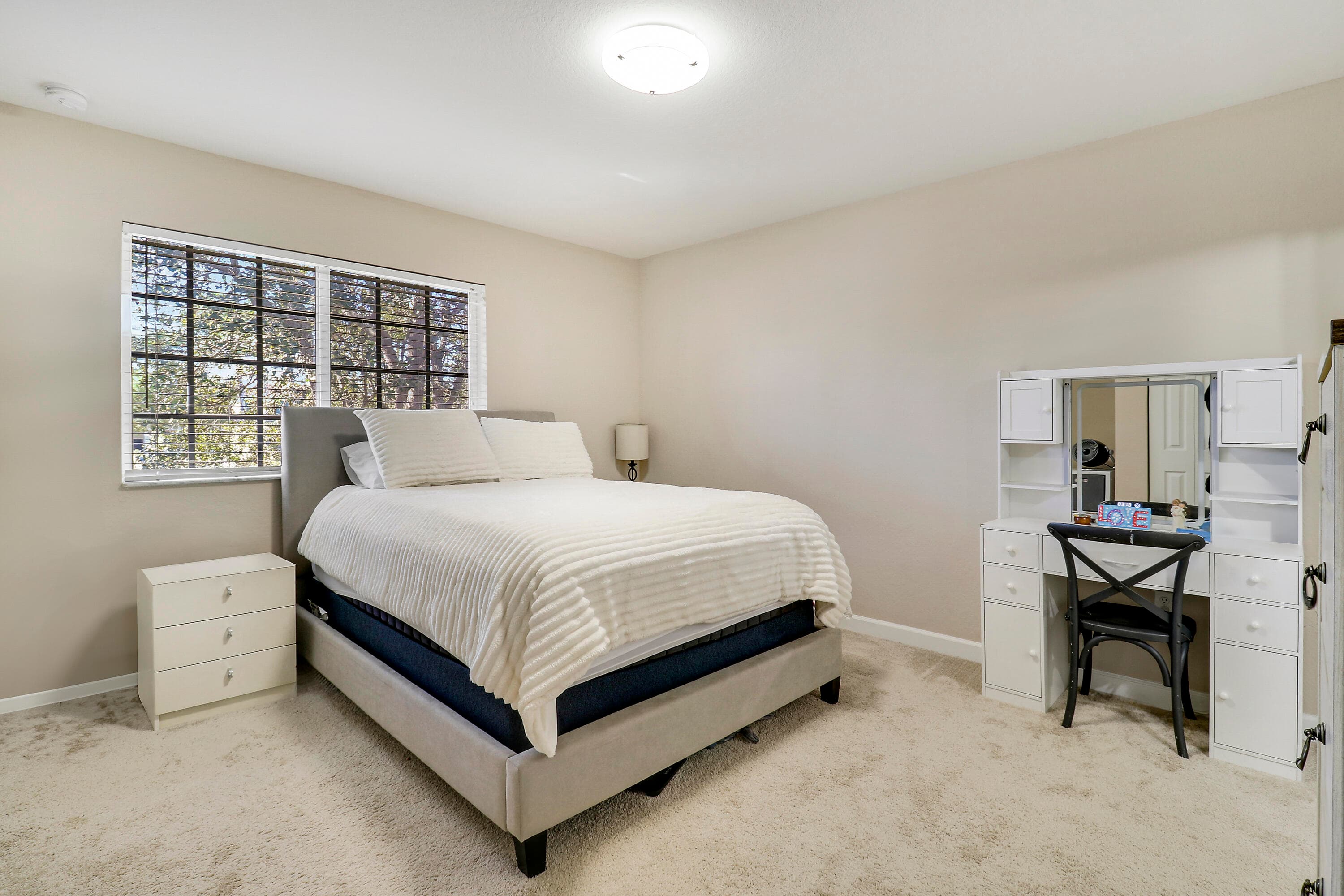 4170 Napoli Lake Drive, Riviera Beach, FL 33410 — photo 19 of 36