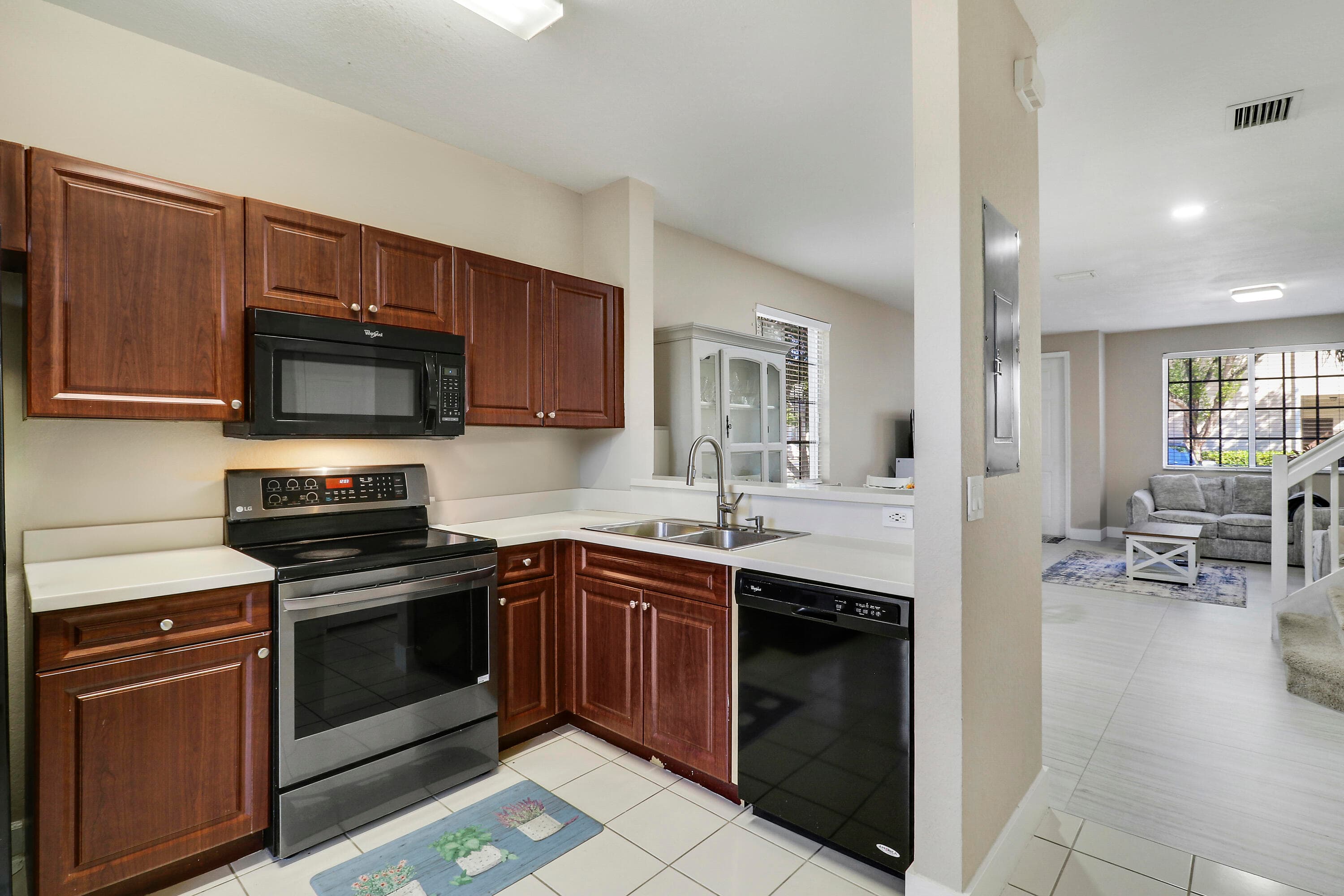 4170 Napoli Lake Drive, Riviera Beach, FL 33410 — photo 17 of 36