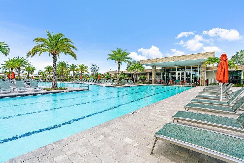 8125 Hobbes Way, Palm Beach Gardens, FL 33418 — photo 44 of 52