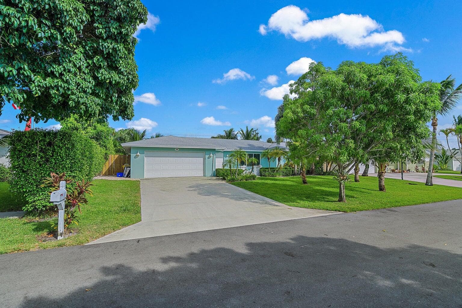 356 Mars Avenue, Tequesta, FL 33469 — photo 25 of 26