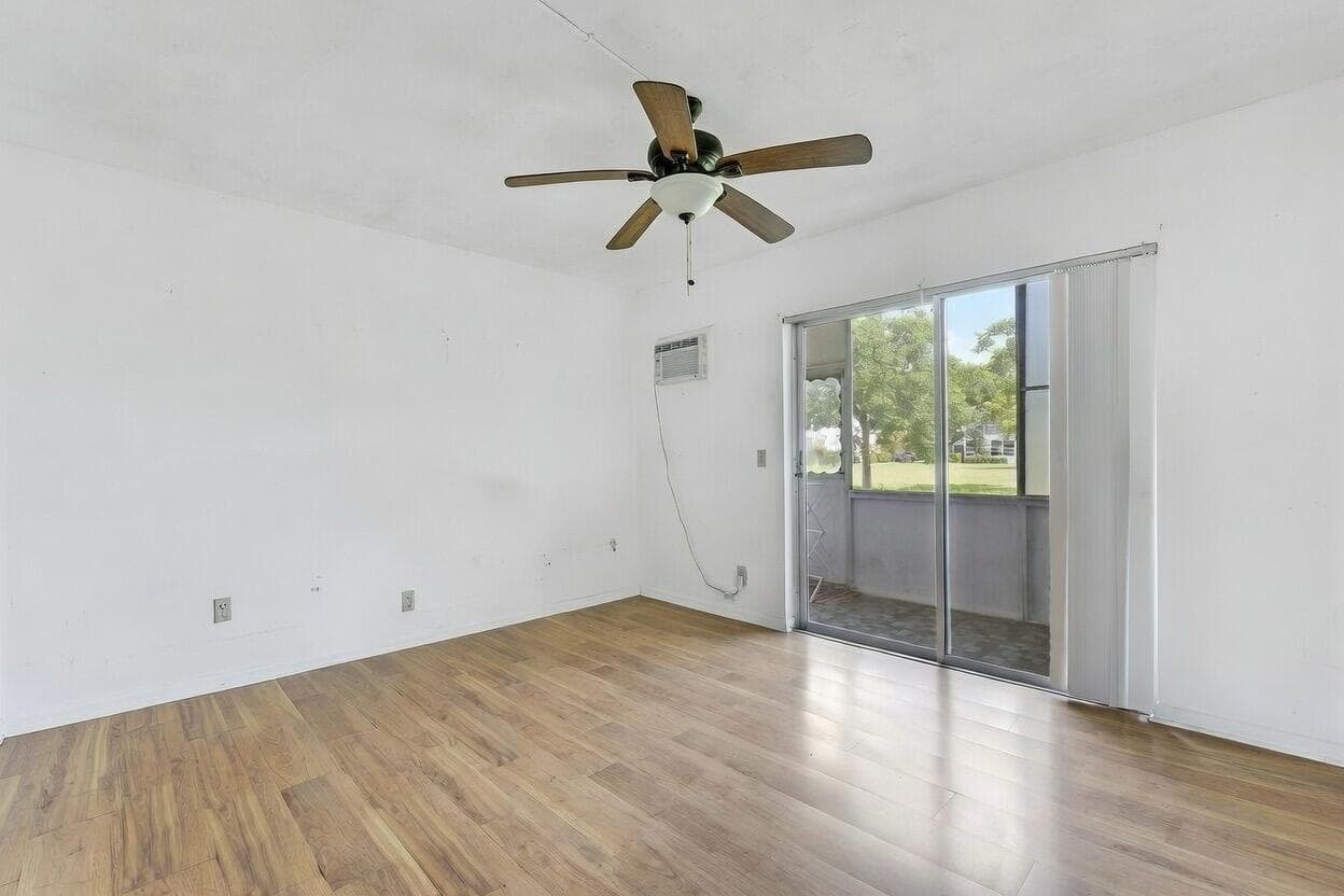 120 Windsor F, West Palm Beach, FL 33417 — photo 14 of 19