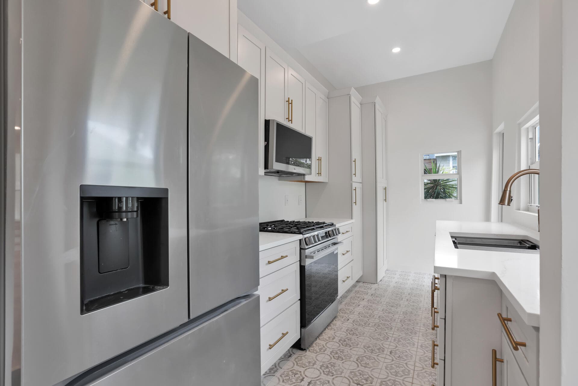 123 S Ocean Breeze, Lake Worth Beach, FL 33460 — photo 19 of 49