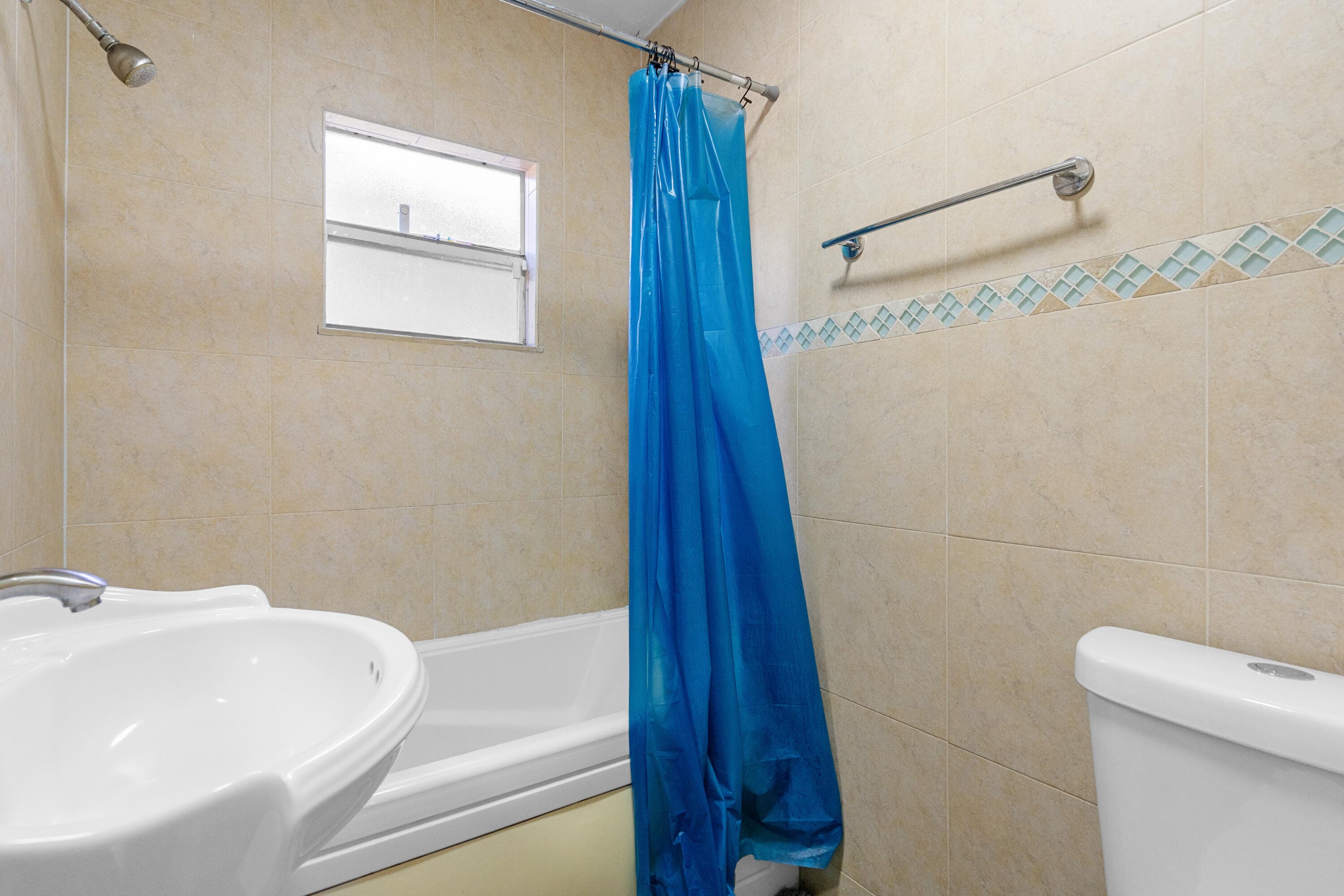 1404 NW 4th Avenue, Fort Lauderdale, FL 33311 — photo 15 of 27