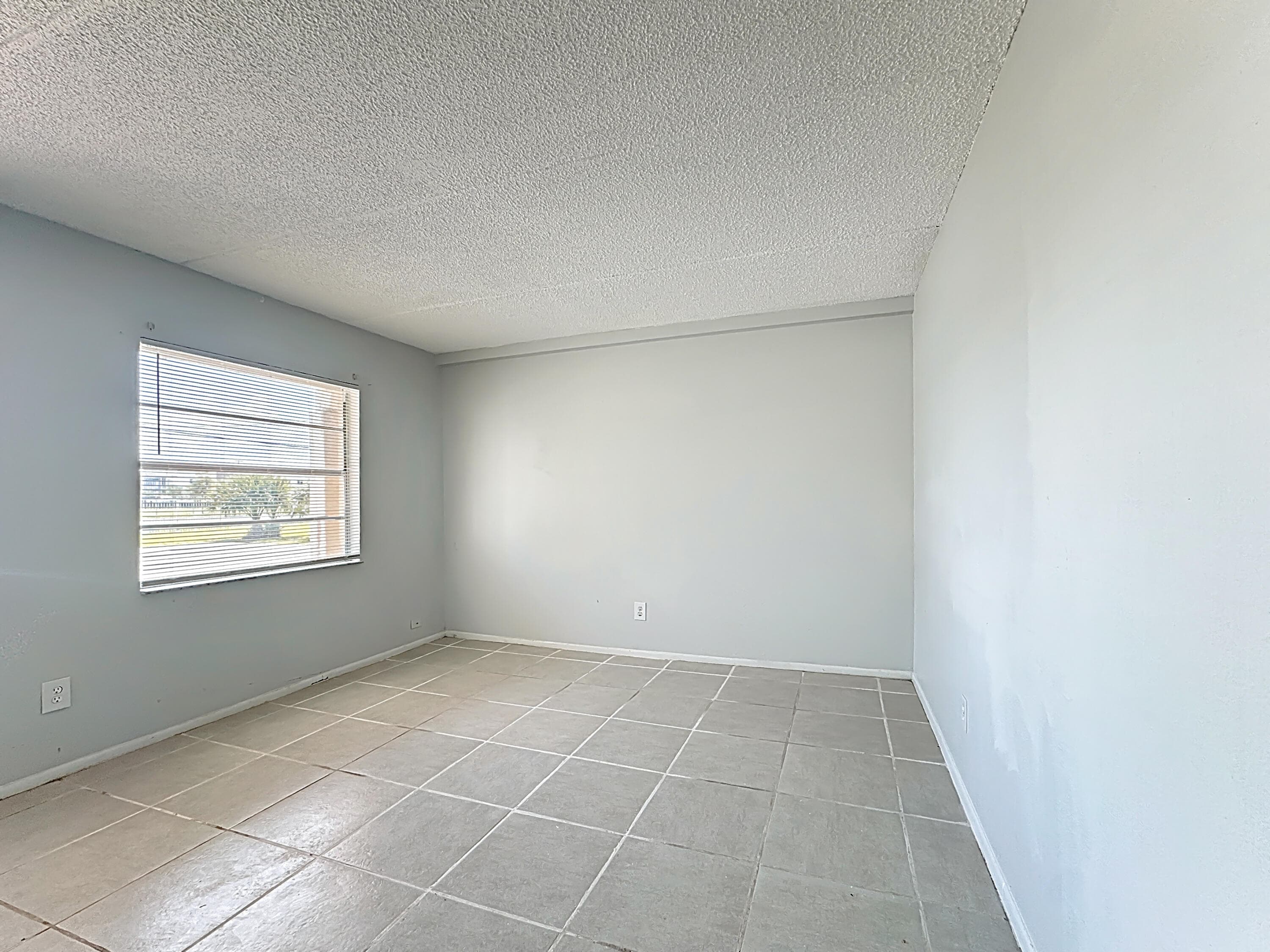 694 Michigan Court 3, St. Cloud, FL 34769 — photo 5 of 22