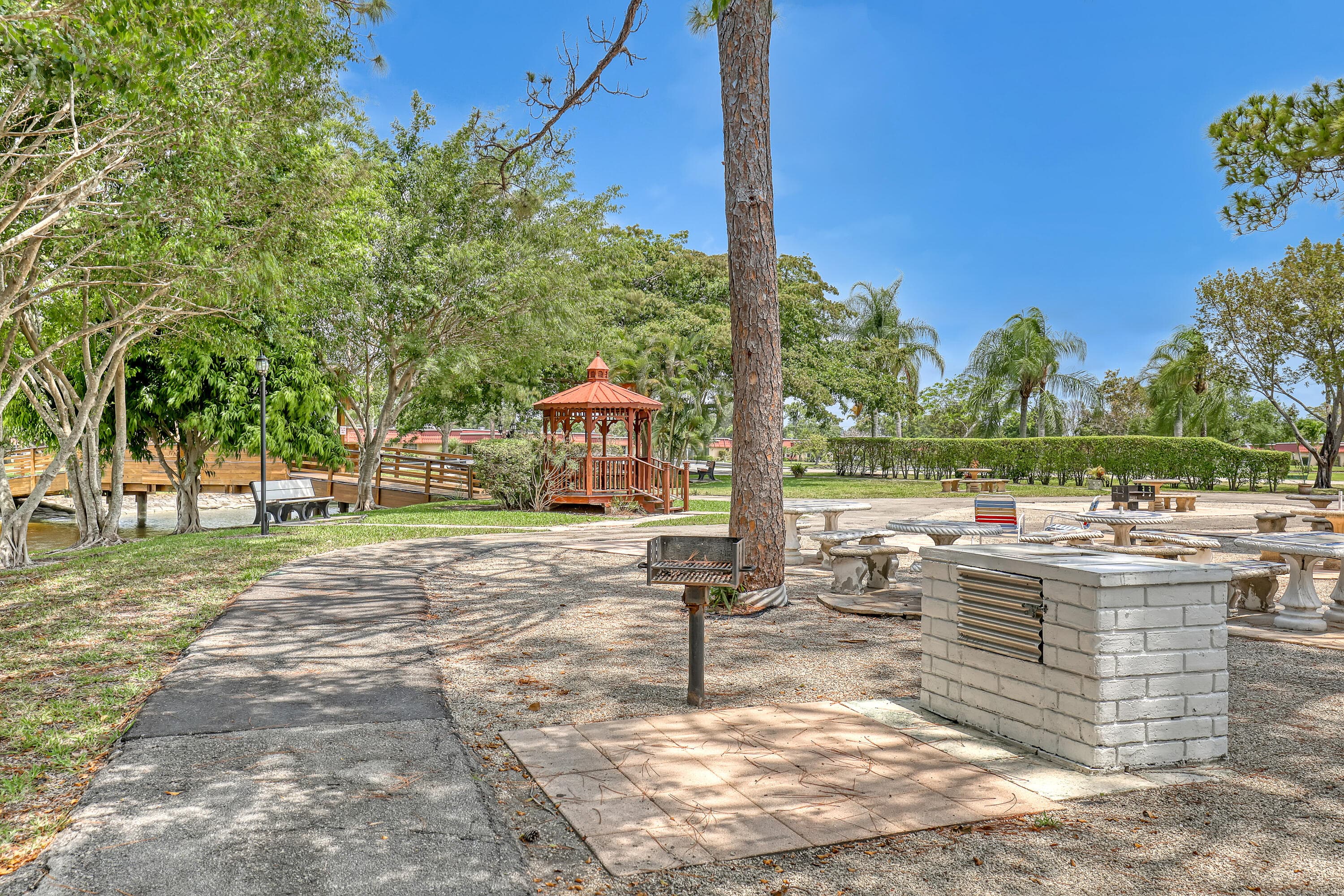 553 Covered Bridge Boulevard, Lake Worth, FL 33467 — photo 40 of 45