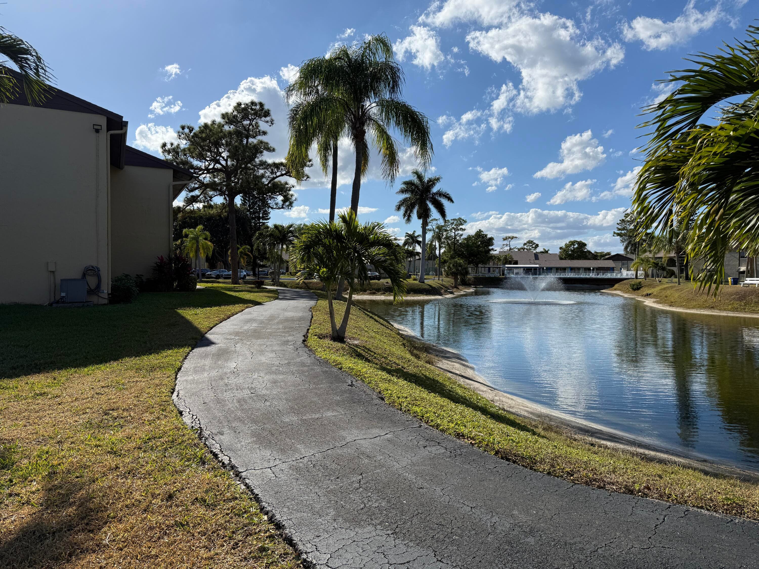338 Pine Ridge Circle B-2, Greenacres, FL 33463 — photo 3 of 55