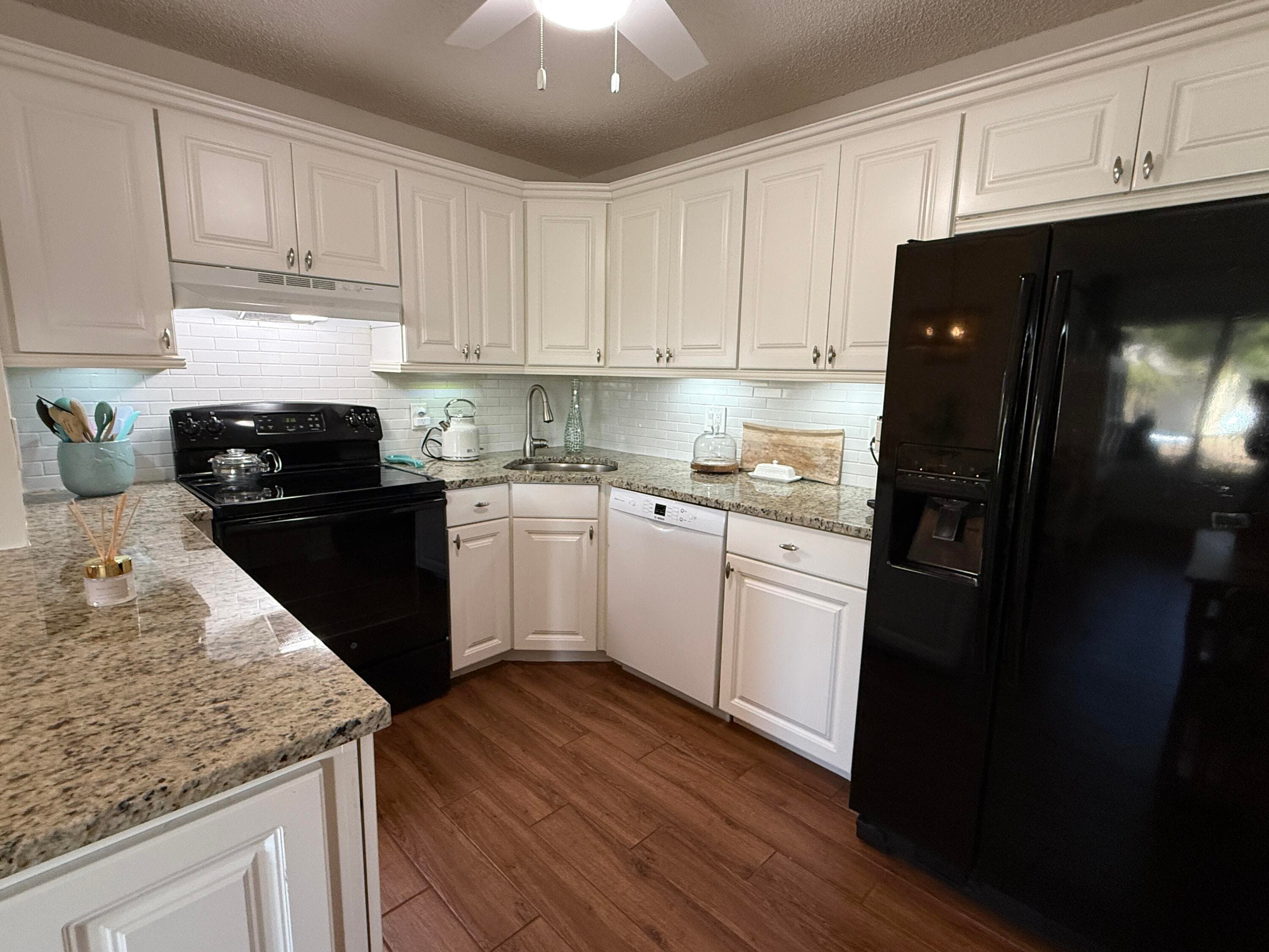 338 Pine Ridge Circle B-2, Greenacres, FL 33463 — photo 20 of 55