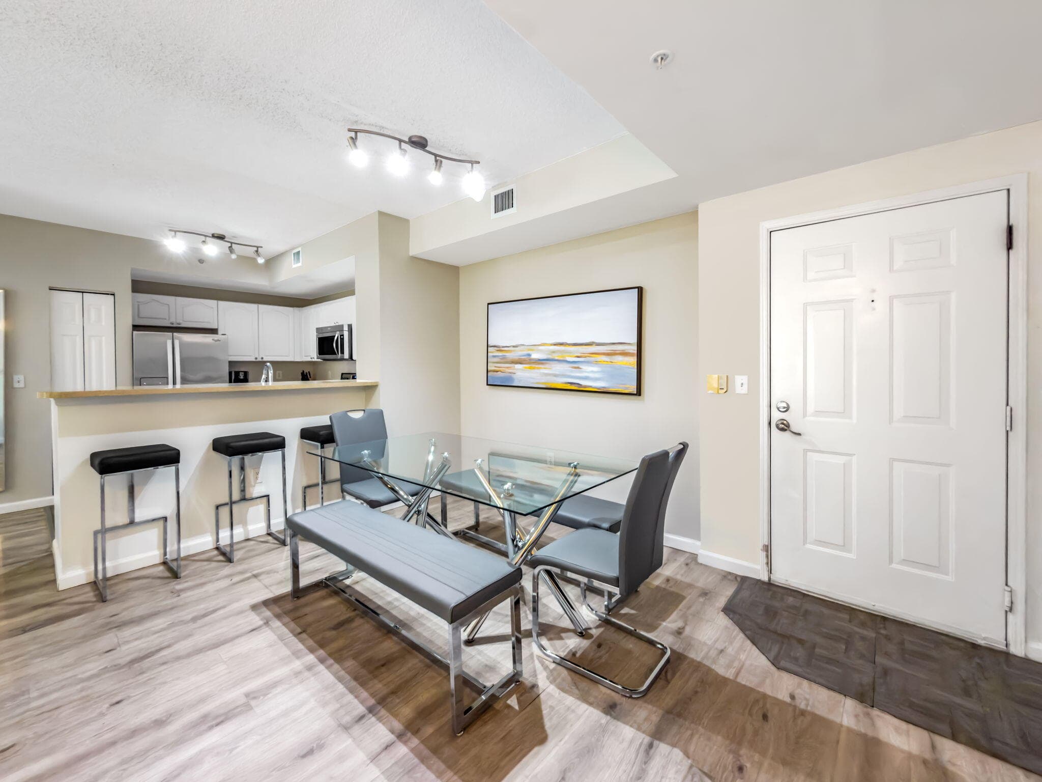 630 S Sapodilla Avenue 218, West Palm Beach, FL 33401 — photo 10 of 39