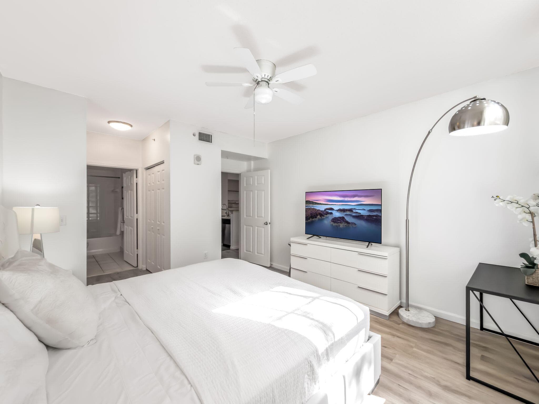 630 S Sapodilla Avenue 218, West Palm Beach, FL 33401 — photo 16 of 39