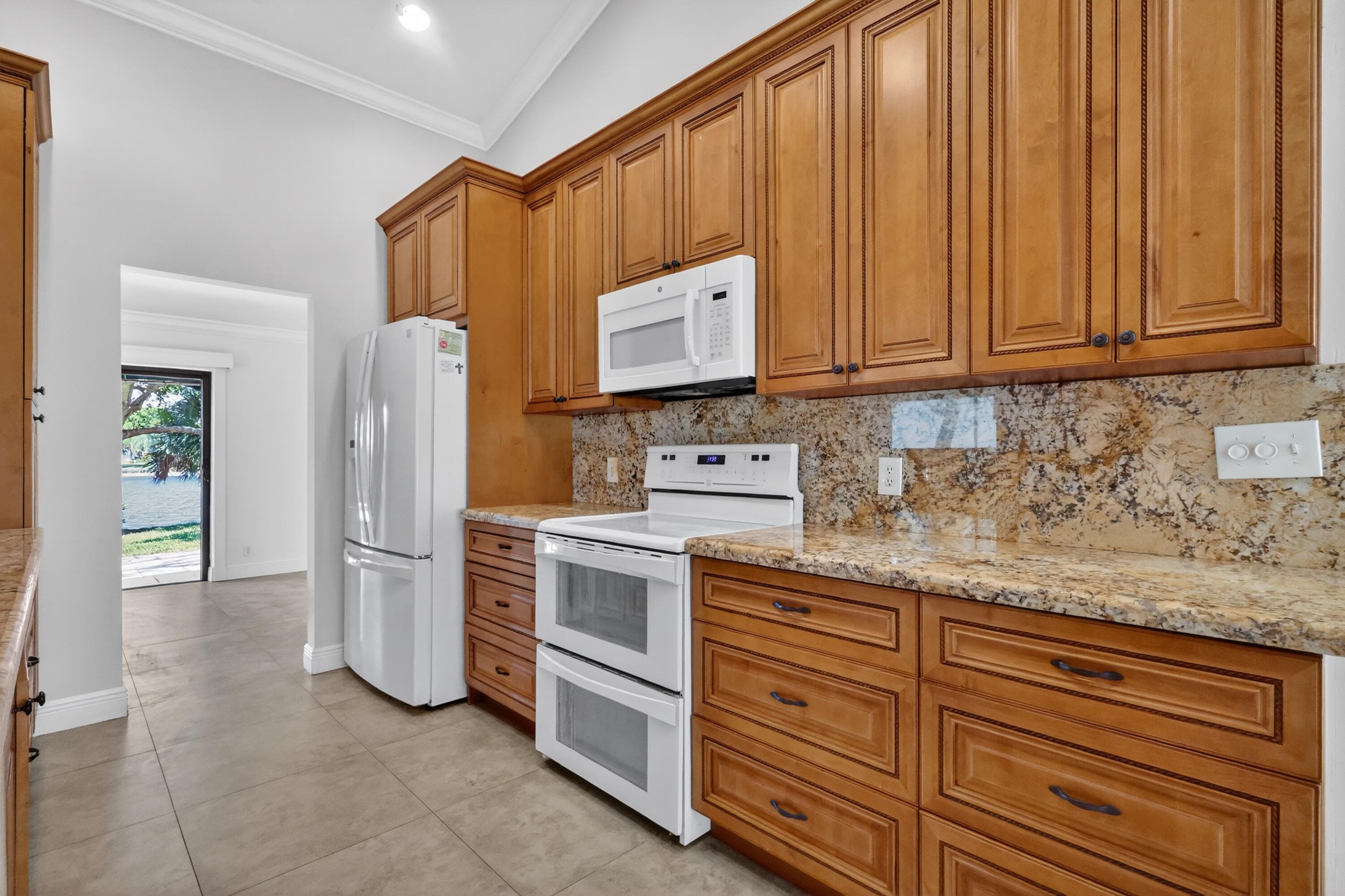 6656 Las Flores Drive, Boca Raton, FL 33433 — photo 12 of 63