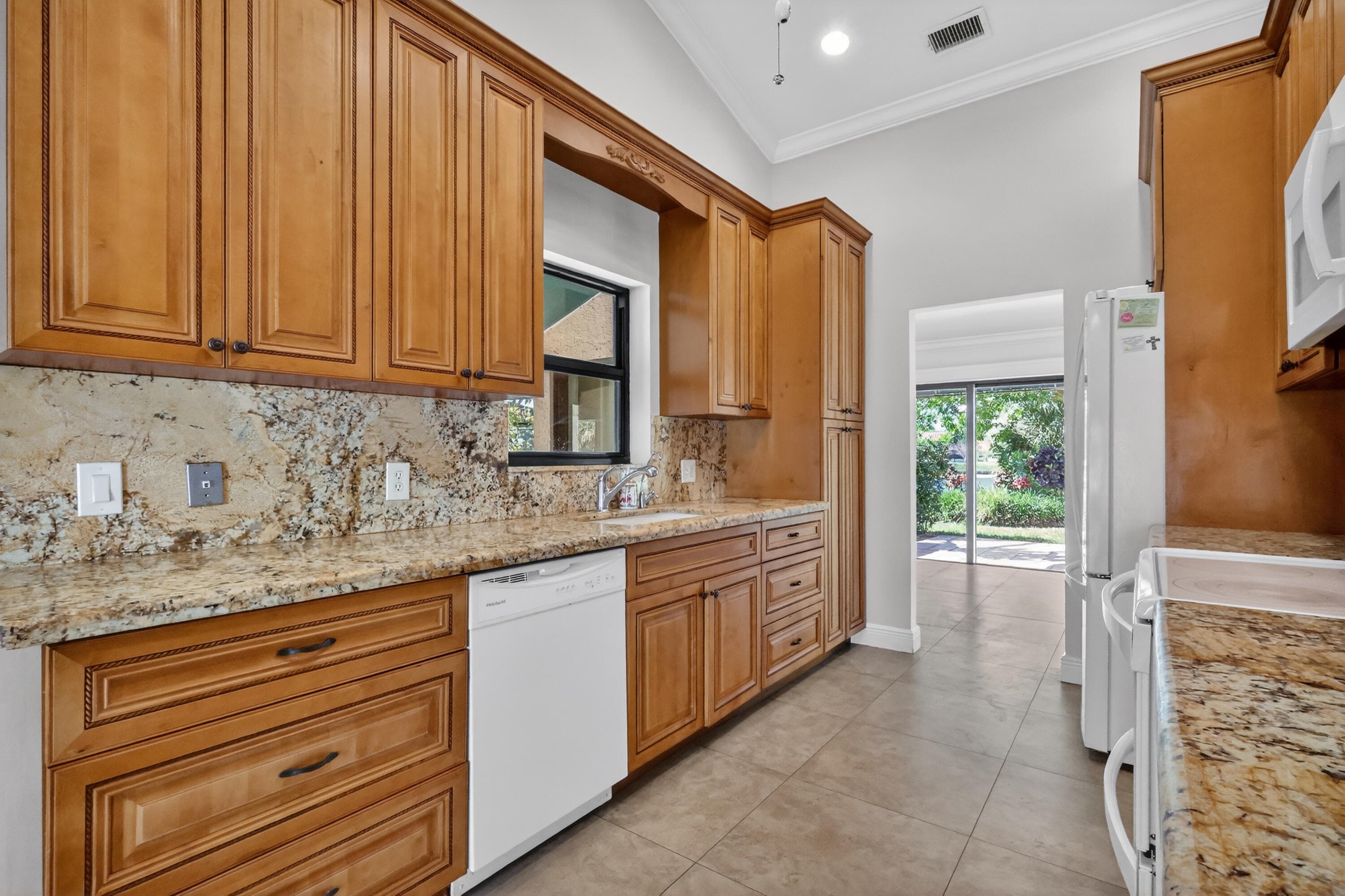 6656 Las Flores Drive, Boca Raton, FL 33433 — photo 11 of 63