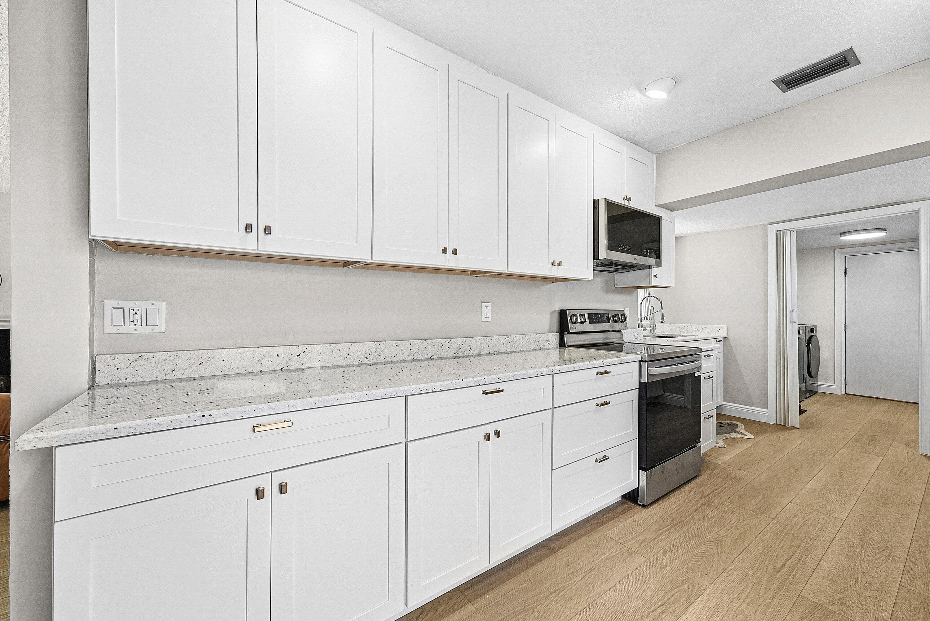 435 NE 35th Street, Boca Raton, FL 33431 — photo 18 of 60