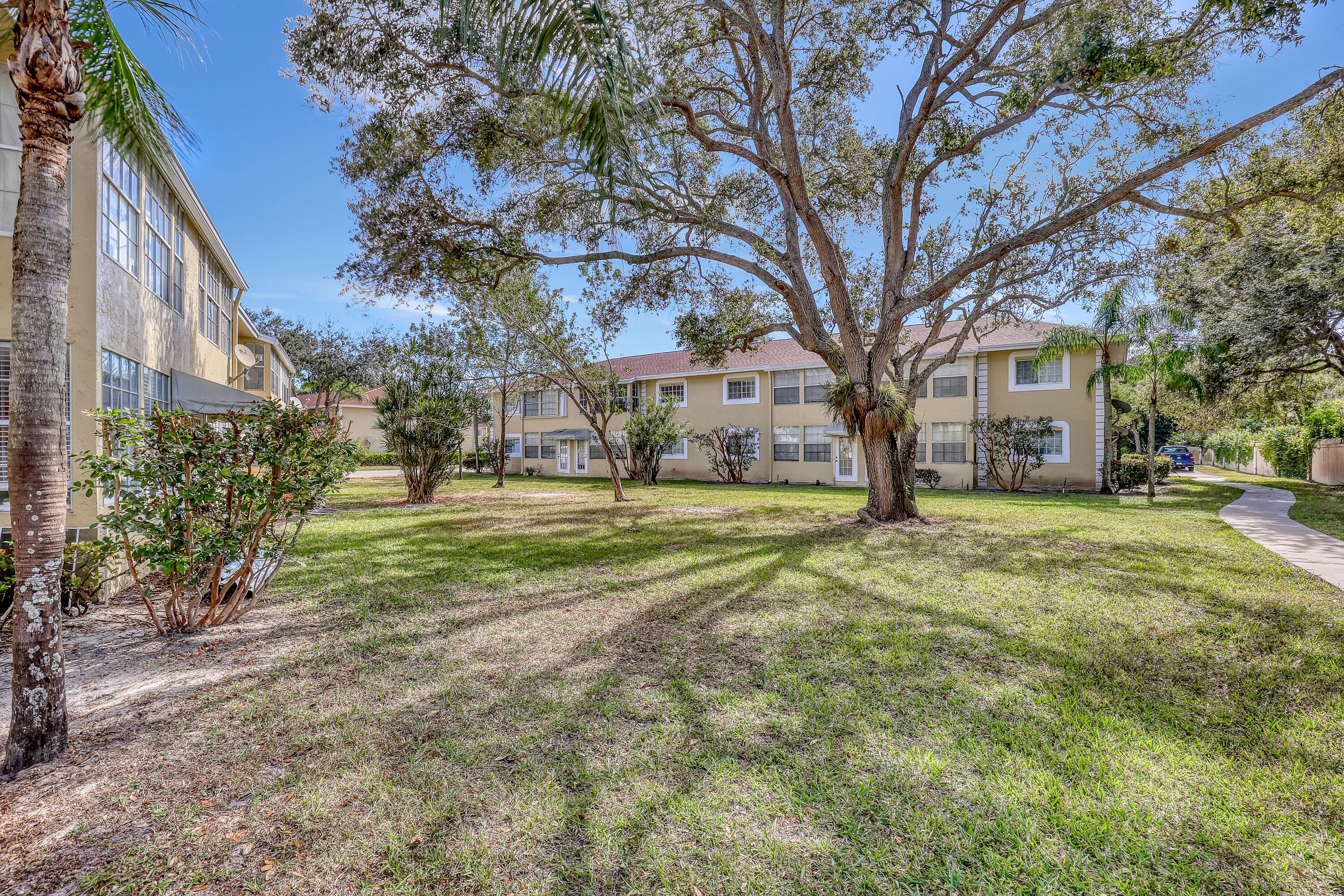 204 Palm Beach Trace Drive 204, Royal Palm Beach, FL 33411 — photo 31 of 34