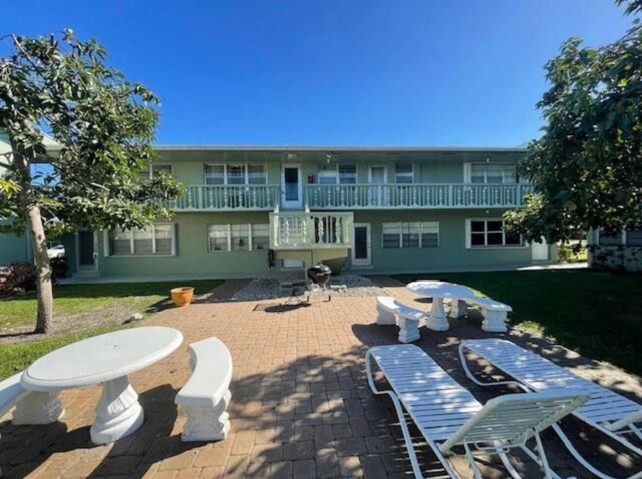 66 Easthampton C C, West Palm Beach, FL 33417 — photo 1 of 19